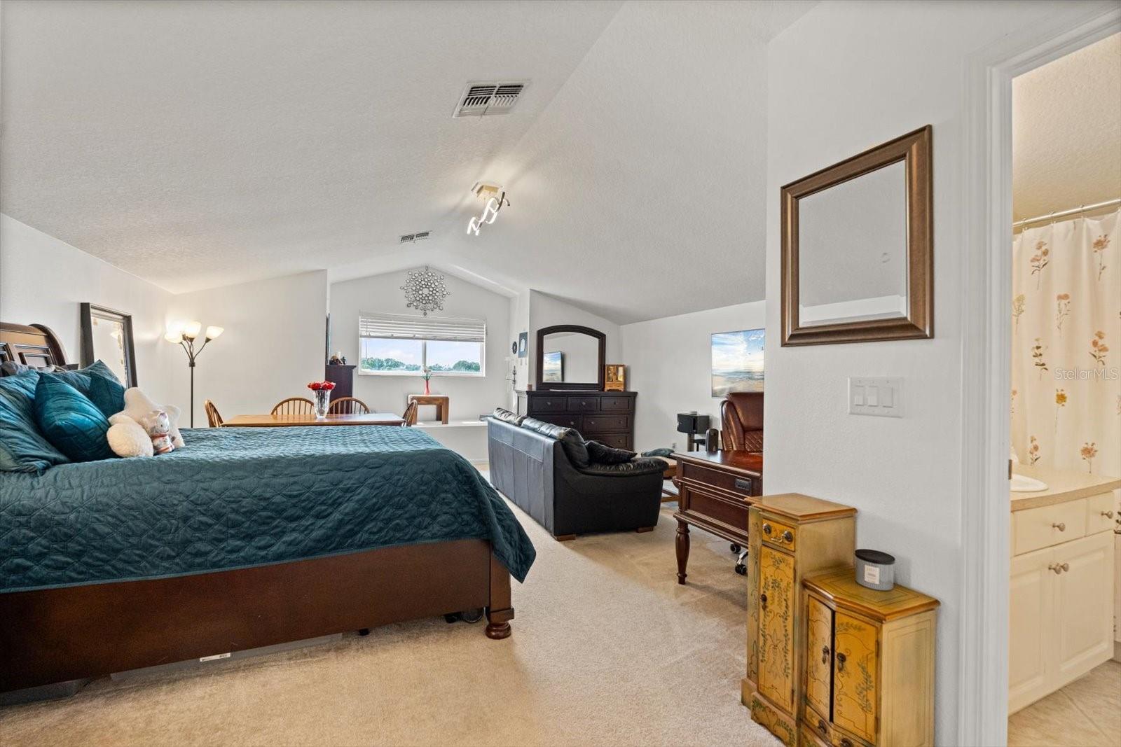 LAKESIDE PRESERVE - Residential