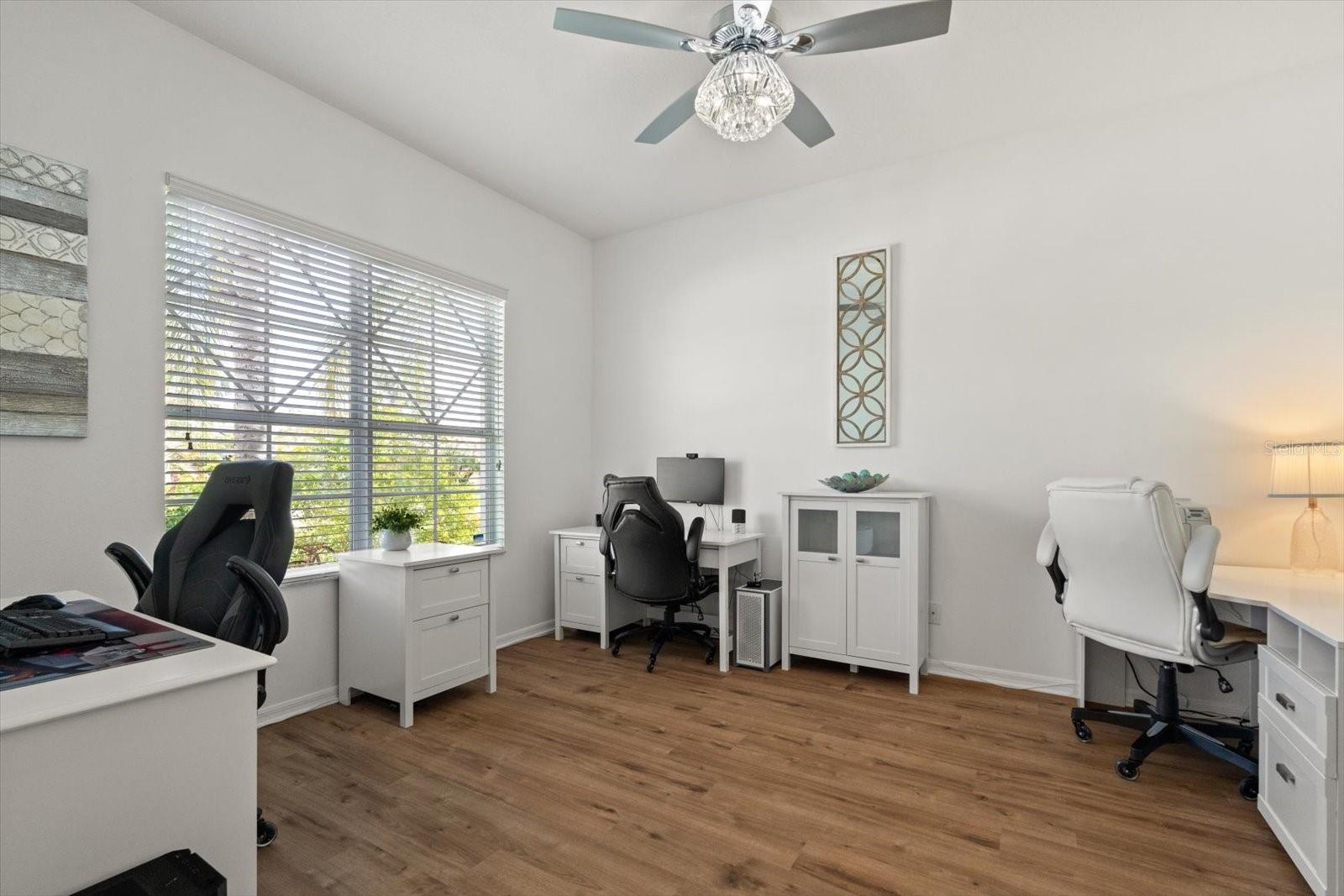 LAKESIDE PRESERVE - Residential