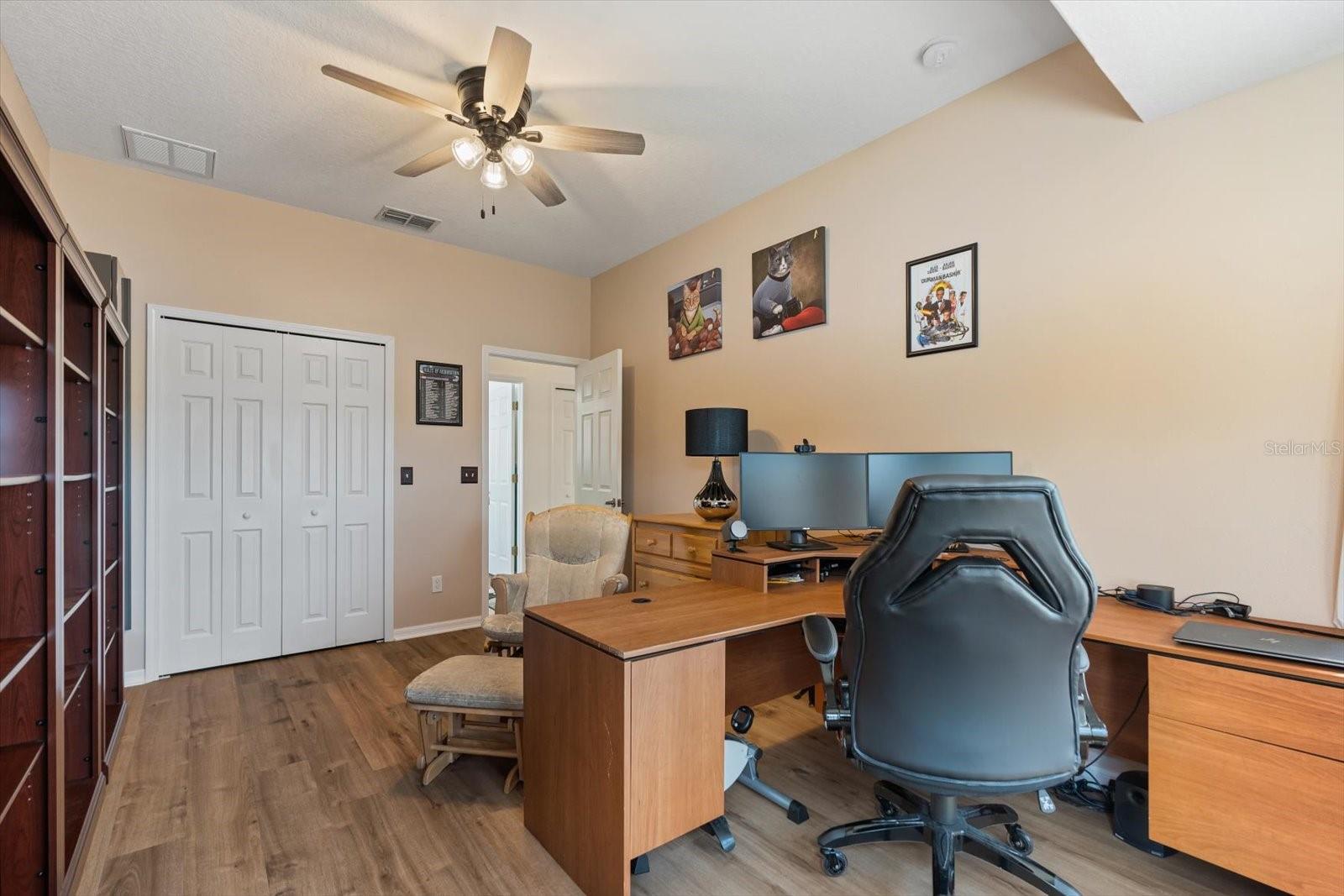 LAKESIDE PRESERVE - Residential