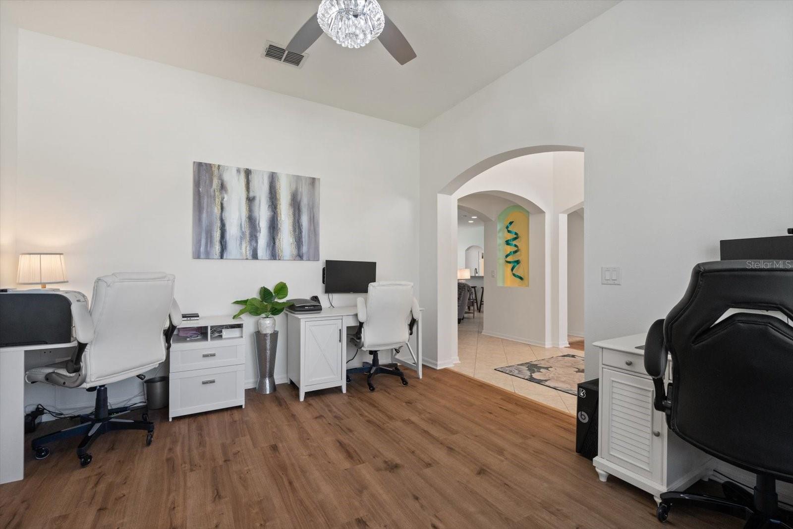 LAKESIDE PRESERVE - Residential