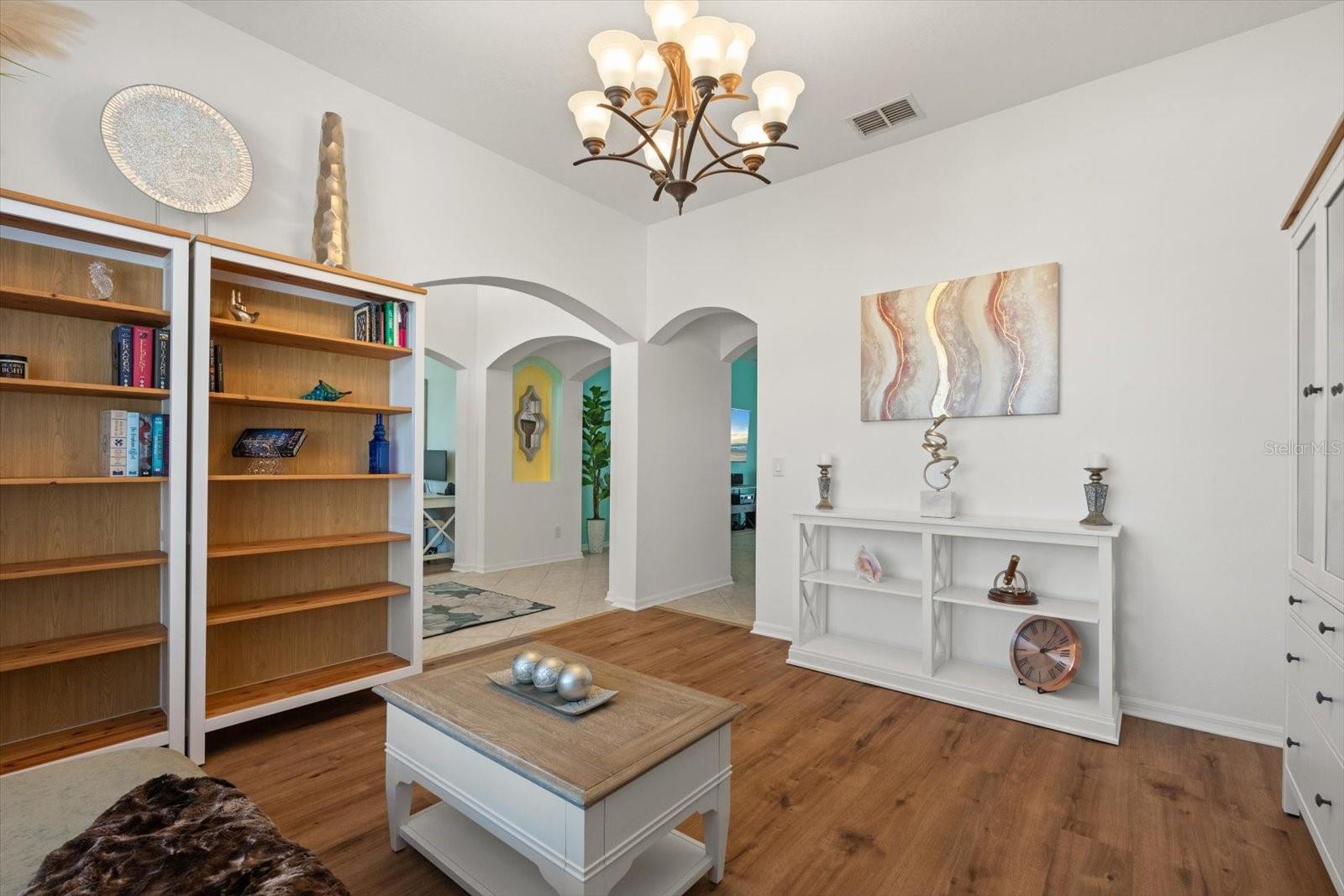 LAKESIDE PRESERVE - Residential