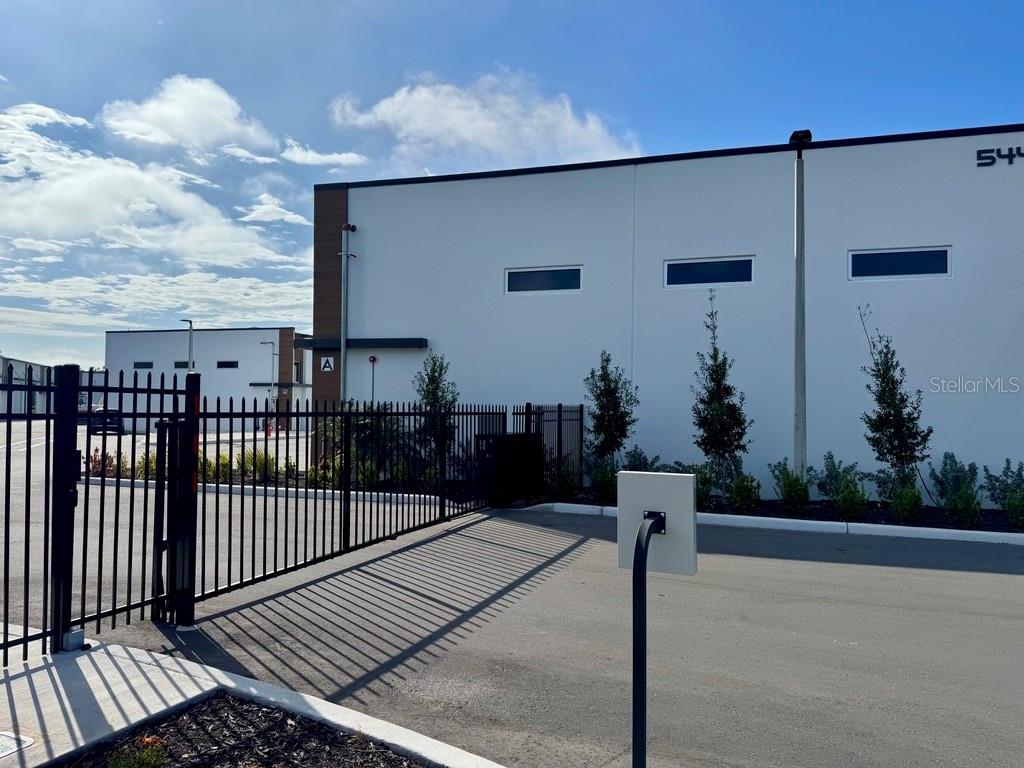 5421 COMMUNICATIONS PARKWAY 40