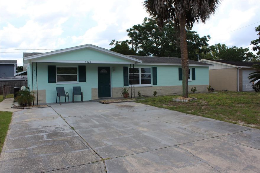 Duplex located in New Port Richey not in city limits. Located near dining and shopping. Front unit is a 2 bedroom 1 bath unit newly remodeled. Tenant will have access to indoor washer and dryer. Back unit is a 1 bedroom 1 bath and has also been remodeled. Property is fenced in back. Both units have their own a/c. 
Owner currently pays water and electric as well as garbage and lawn care. Both units are awaiting renewals.