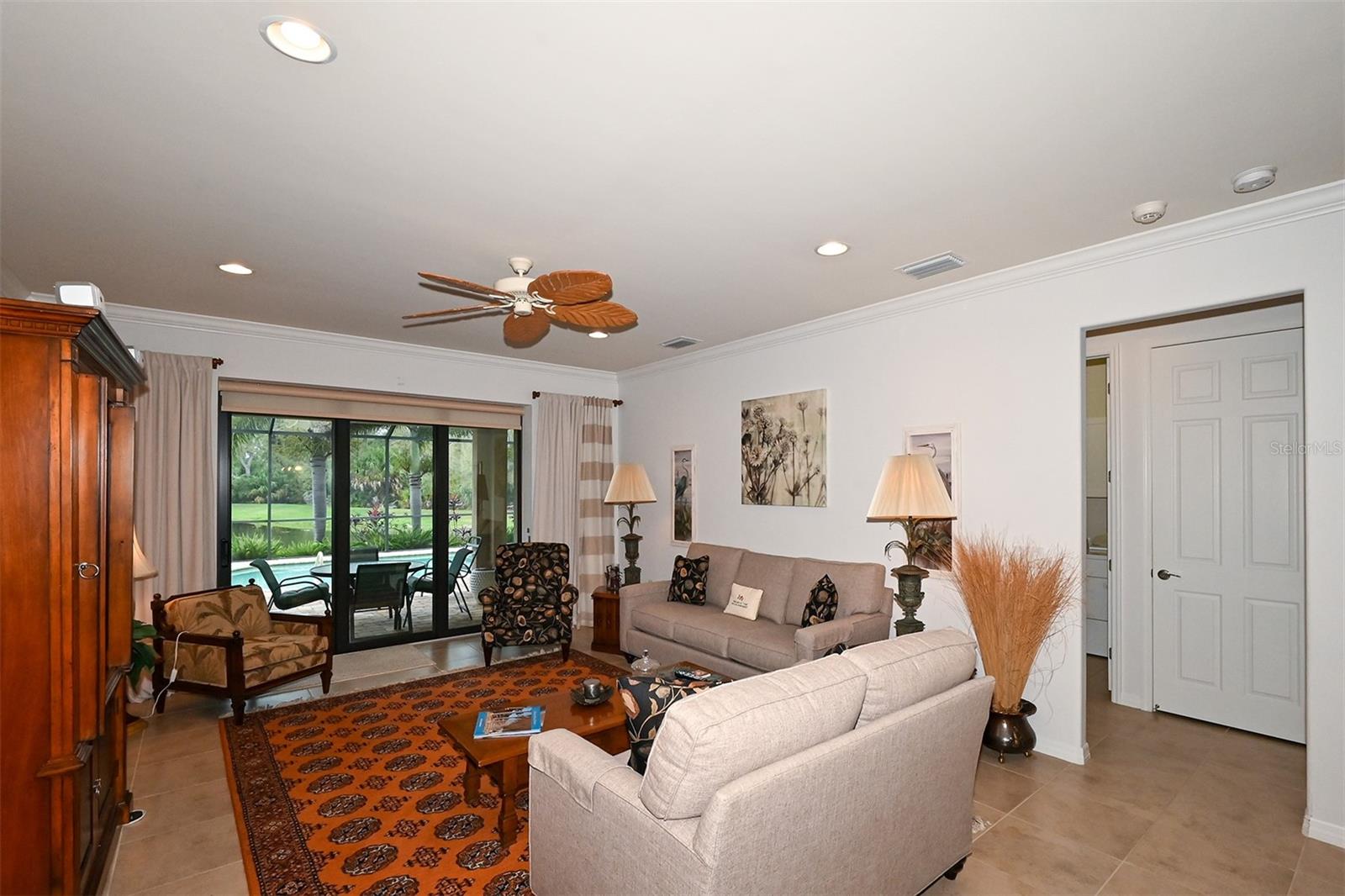 SANDHILL PRESERVE - Residential