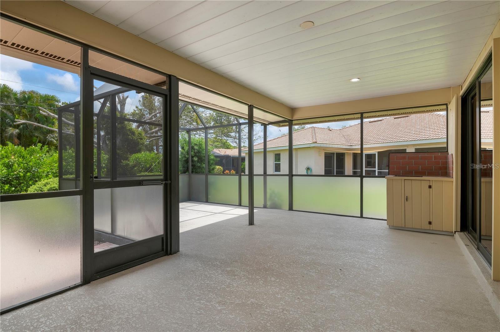 SORRENTO EAST - Residential Lease