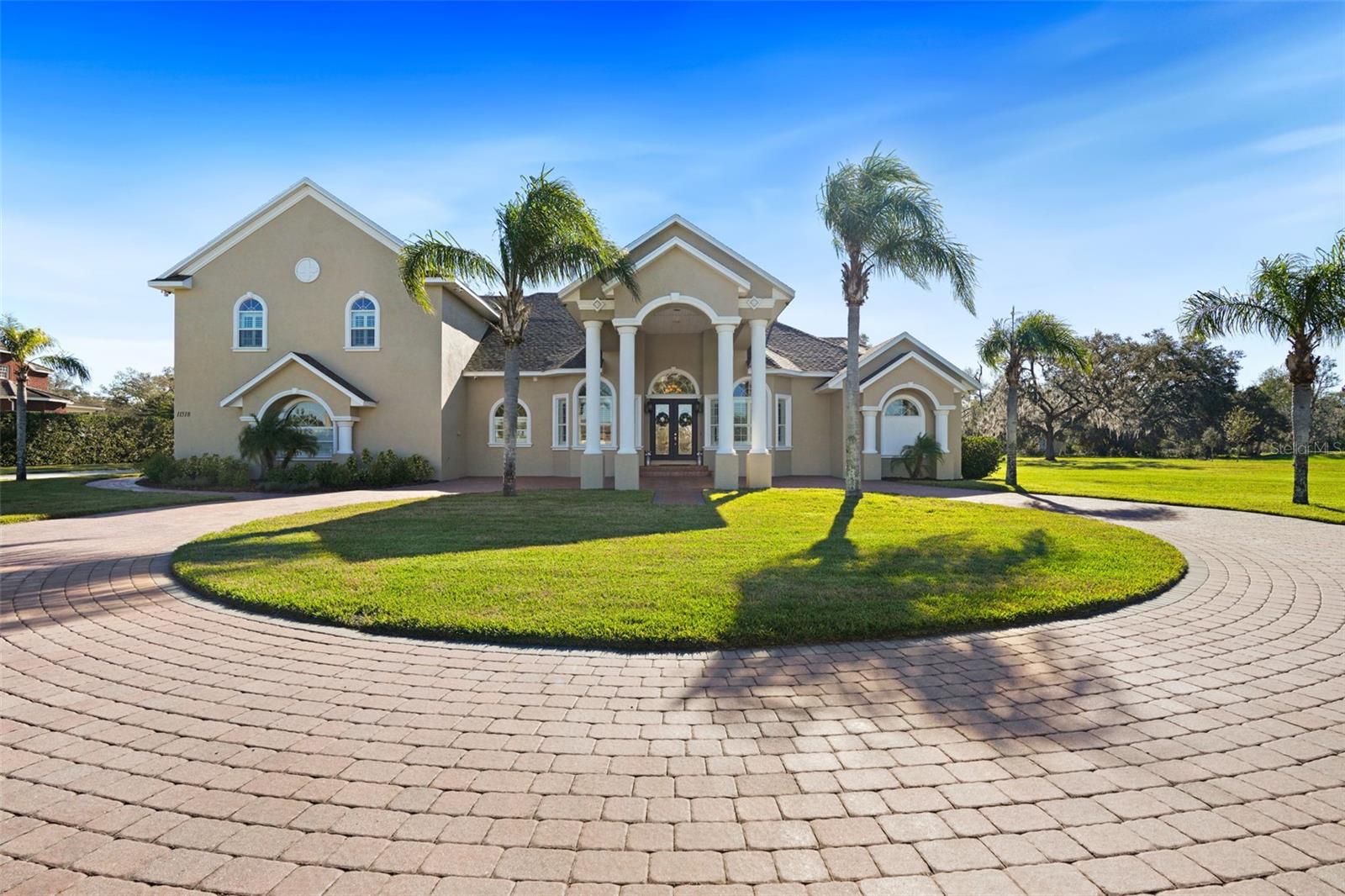 11518 HAMMOCK OAKS COURT