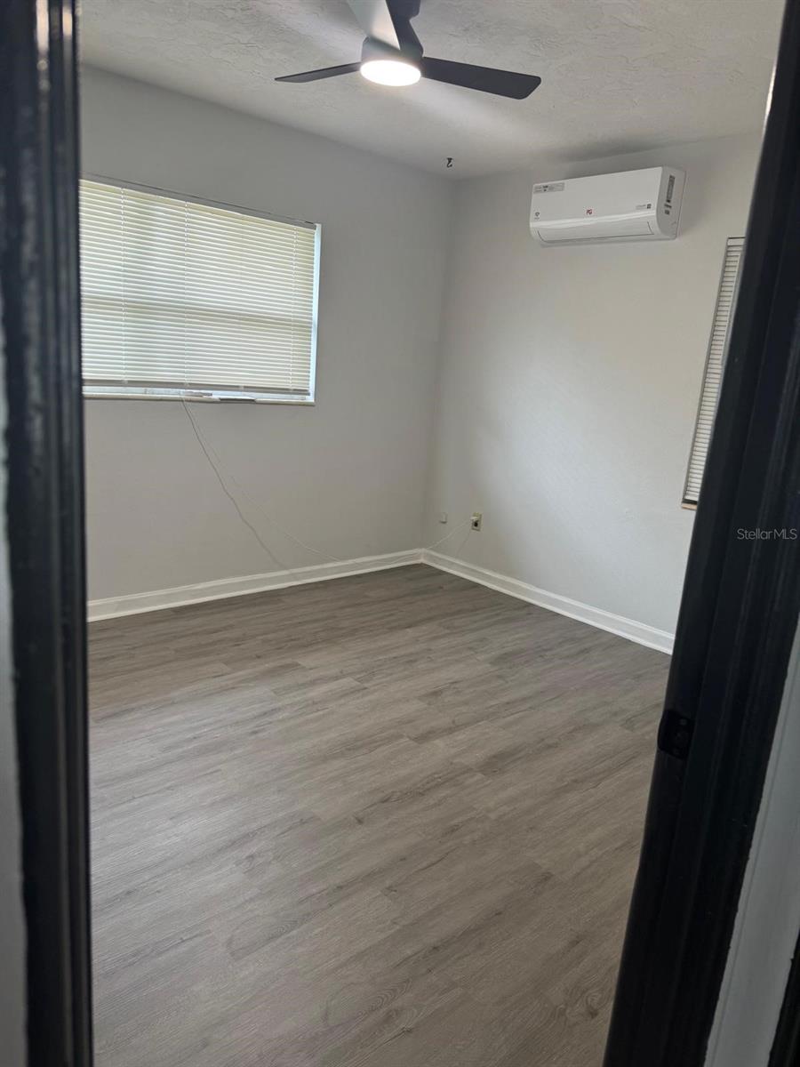 1905 ROSLYN AVENUE, BRADENTON, FL, 34207 3 1905 ROSLYN AVENUE