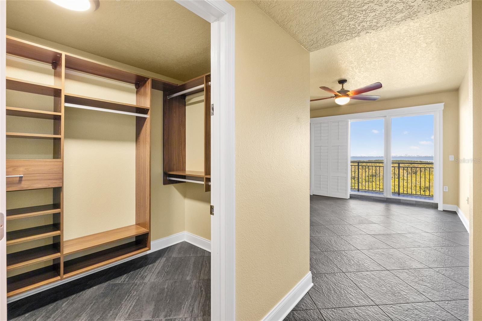 MANGROVE CAY I CONDO - Residential