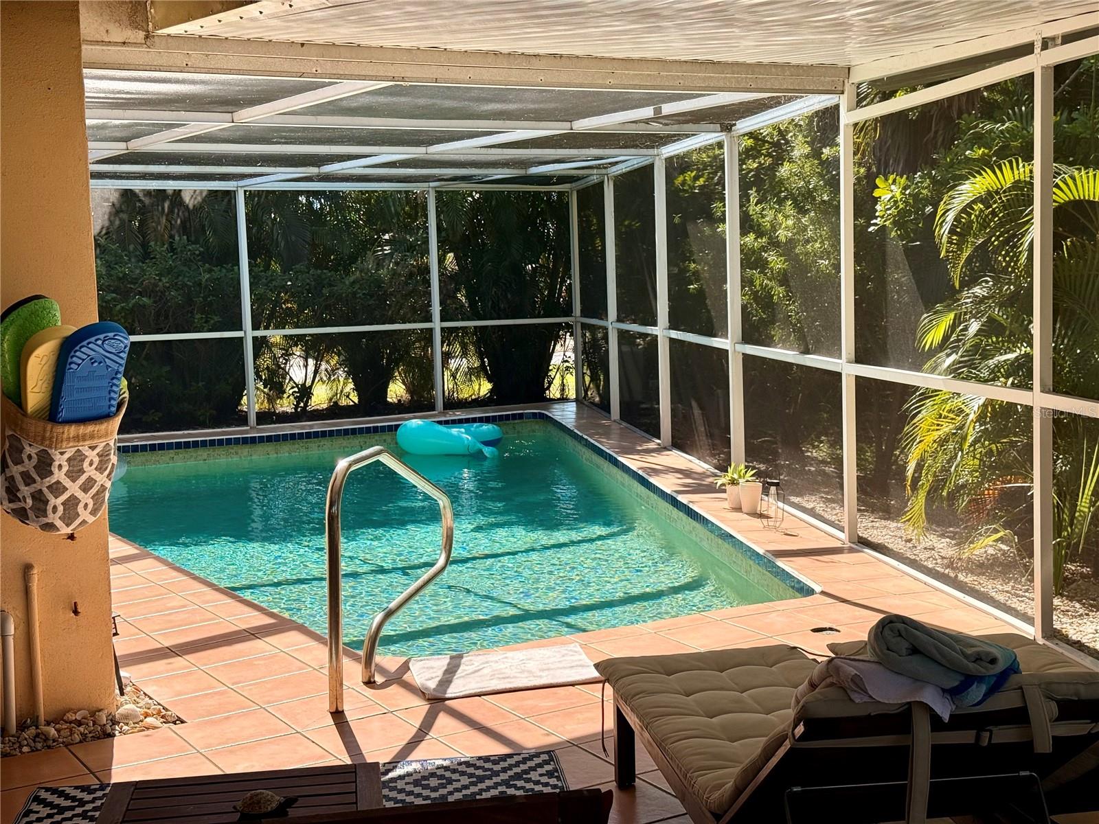 PINE SHORES ESTATE 3RD ADD - Residential