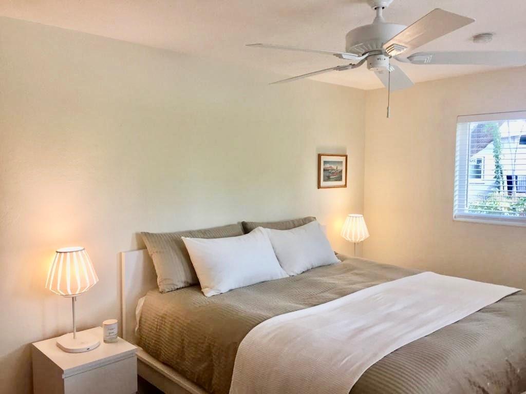 PINE SHORES ESTATE 3RD ADD - Residential