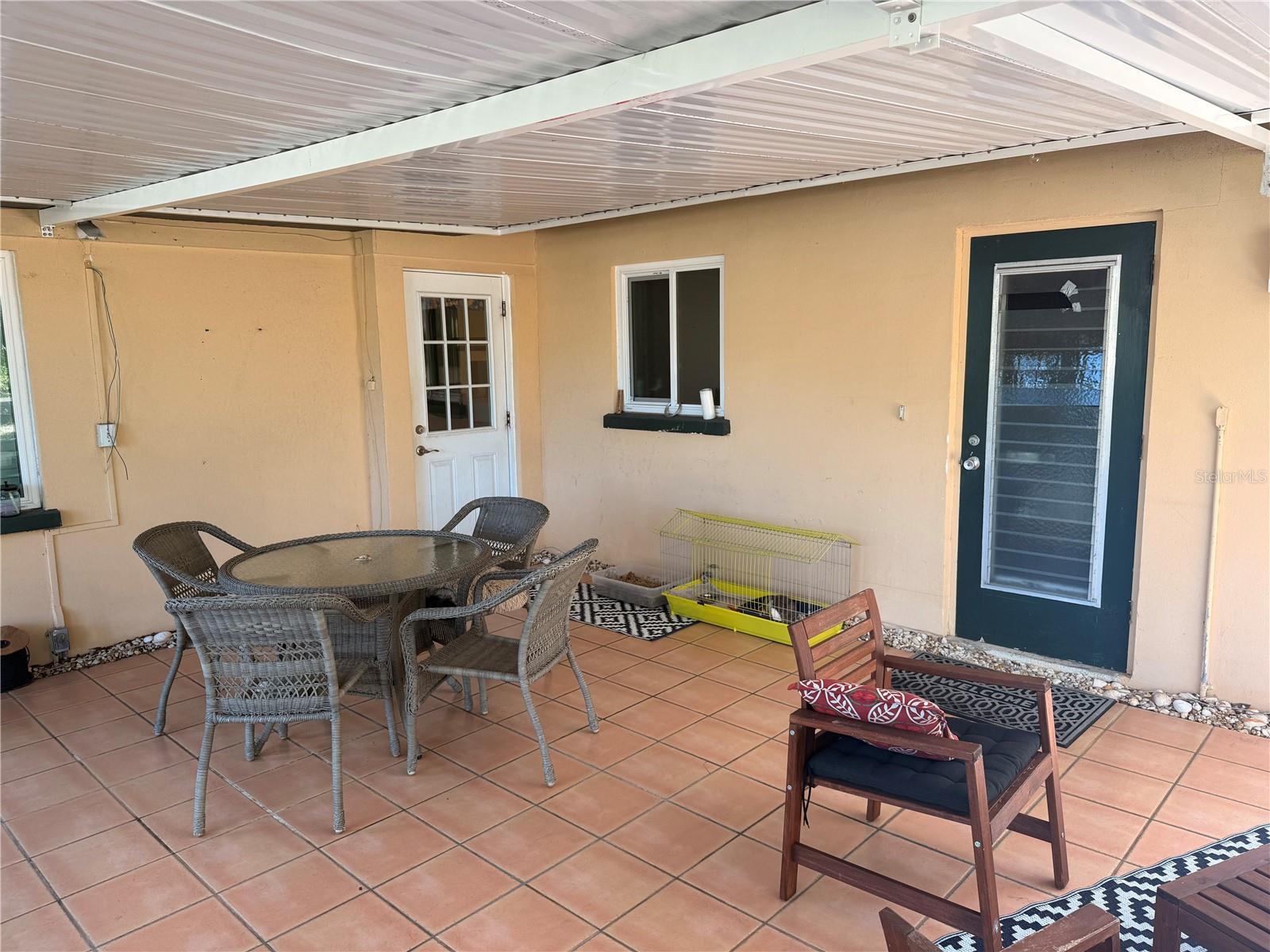 PINE SHORES ESTATE 3RD ADD - Residential