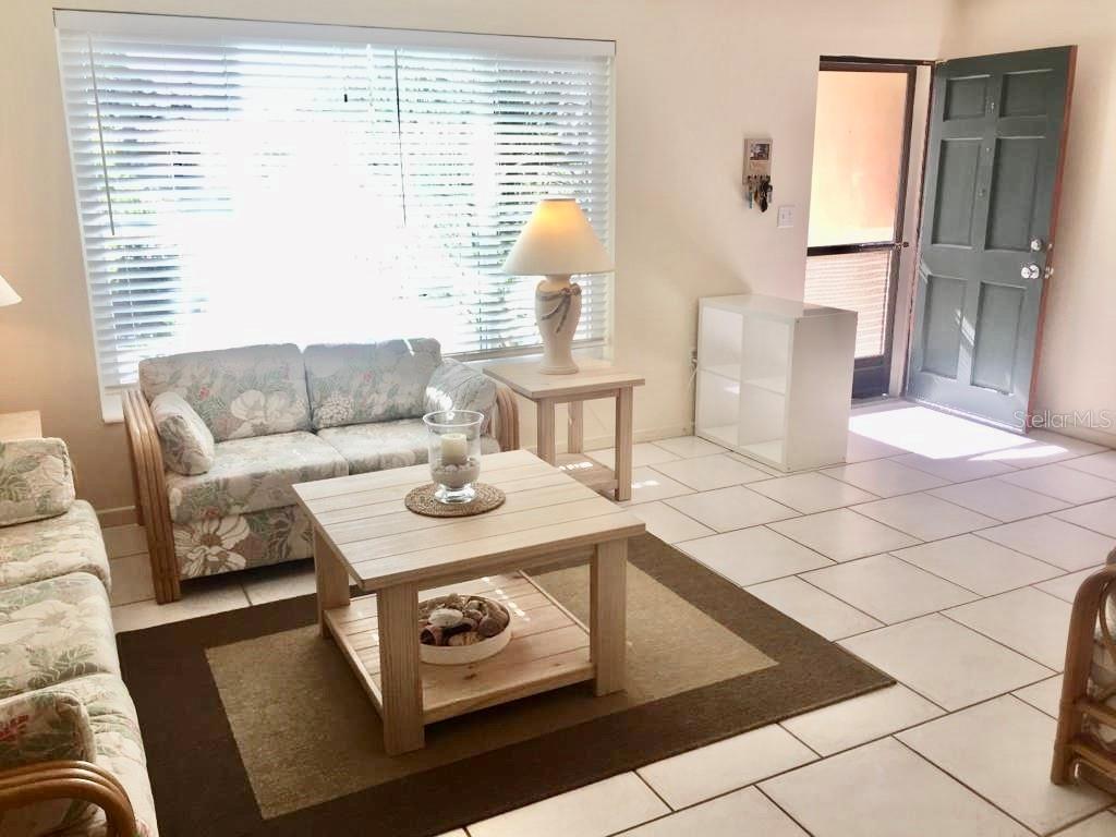 PINE SHORES ESTATE 3RD ADD - Residential