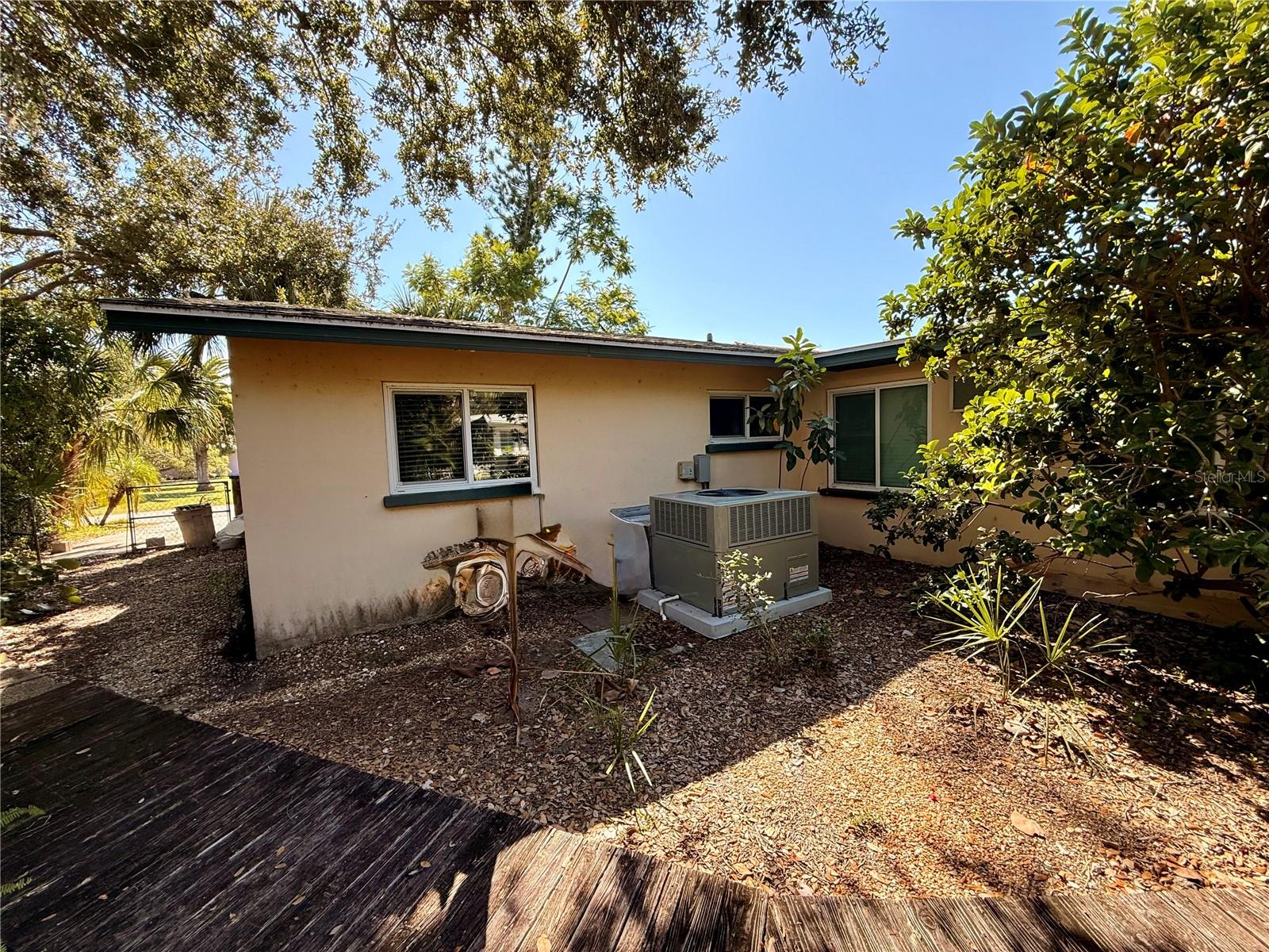 1721 BIRCHWOOD STREET