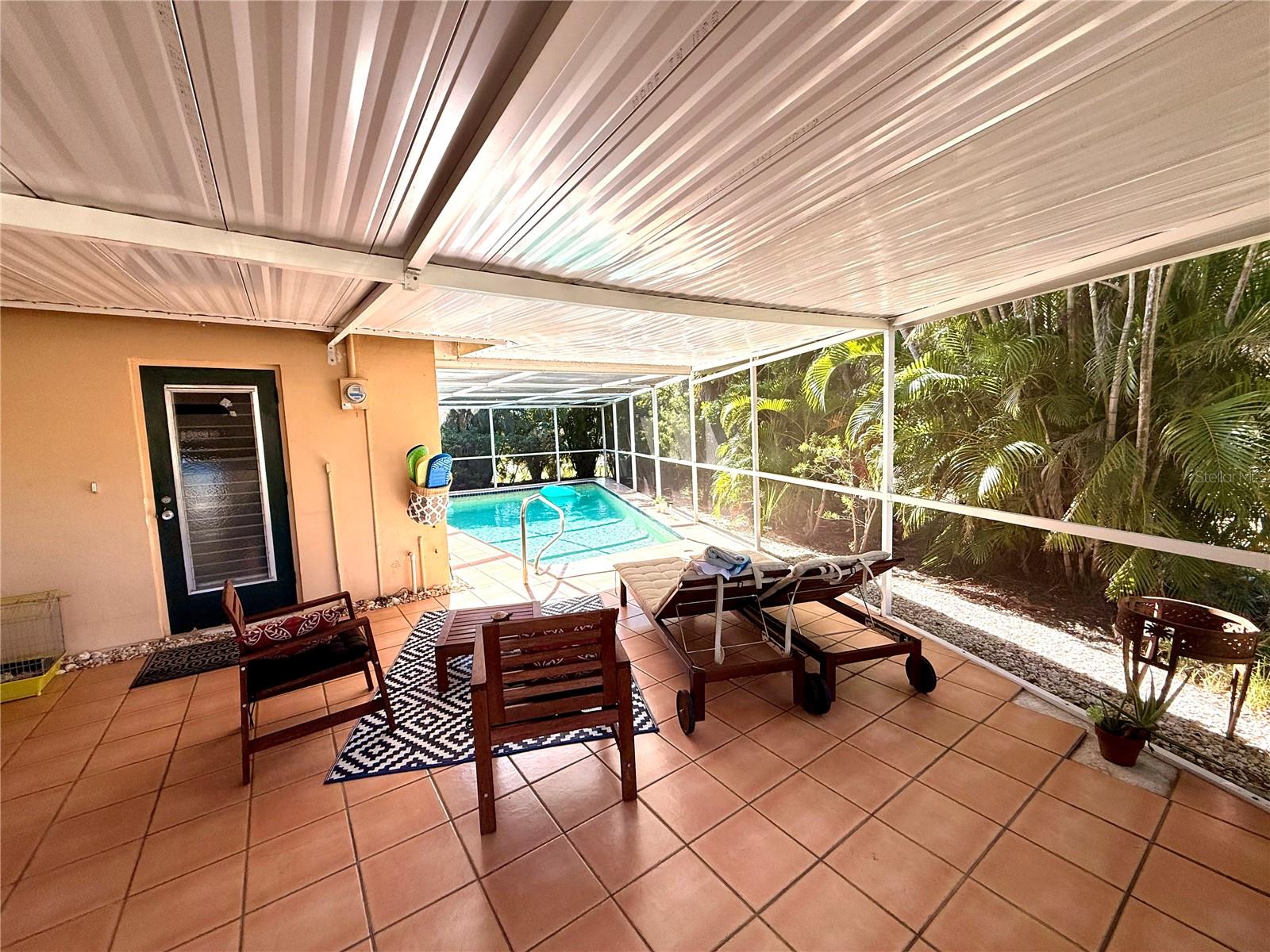 PINE SHORES ESTATE 3RD ADD - Residential