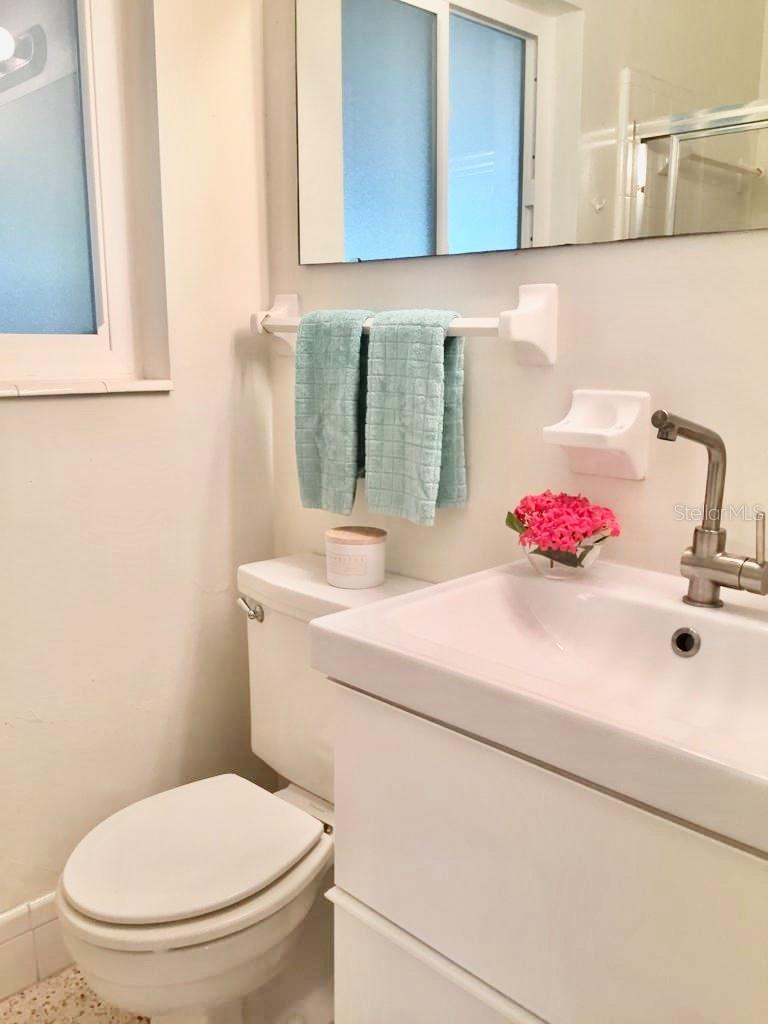 PINE SHORES ESTATE 3RD ADD - Residential