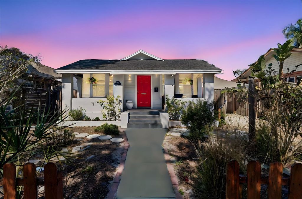 Photo of 2517 3rd Avenue N, St Petersburg, FL 33713 (MLS # TB8473368)