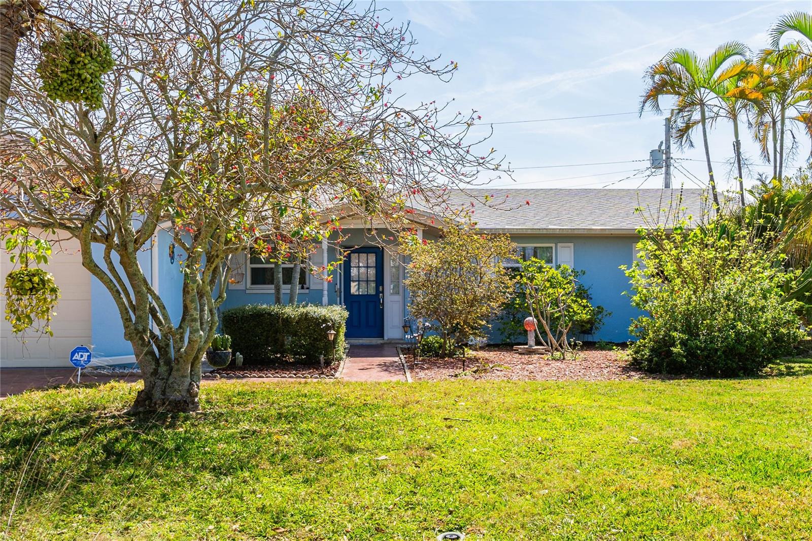 363 HARBOR DR