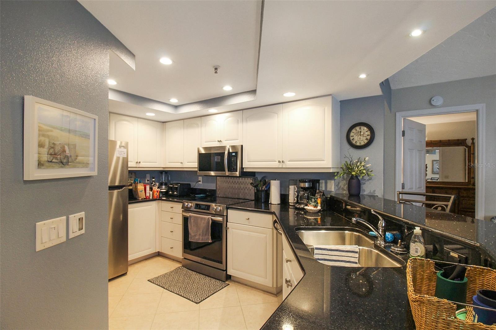 GULF & BAY CLUB BAYSIDE - Residential Lease