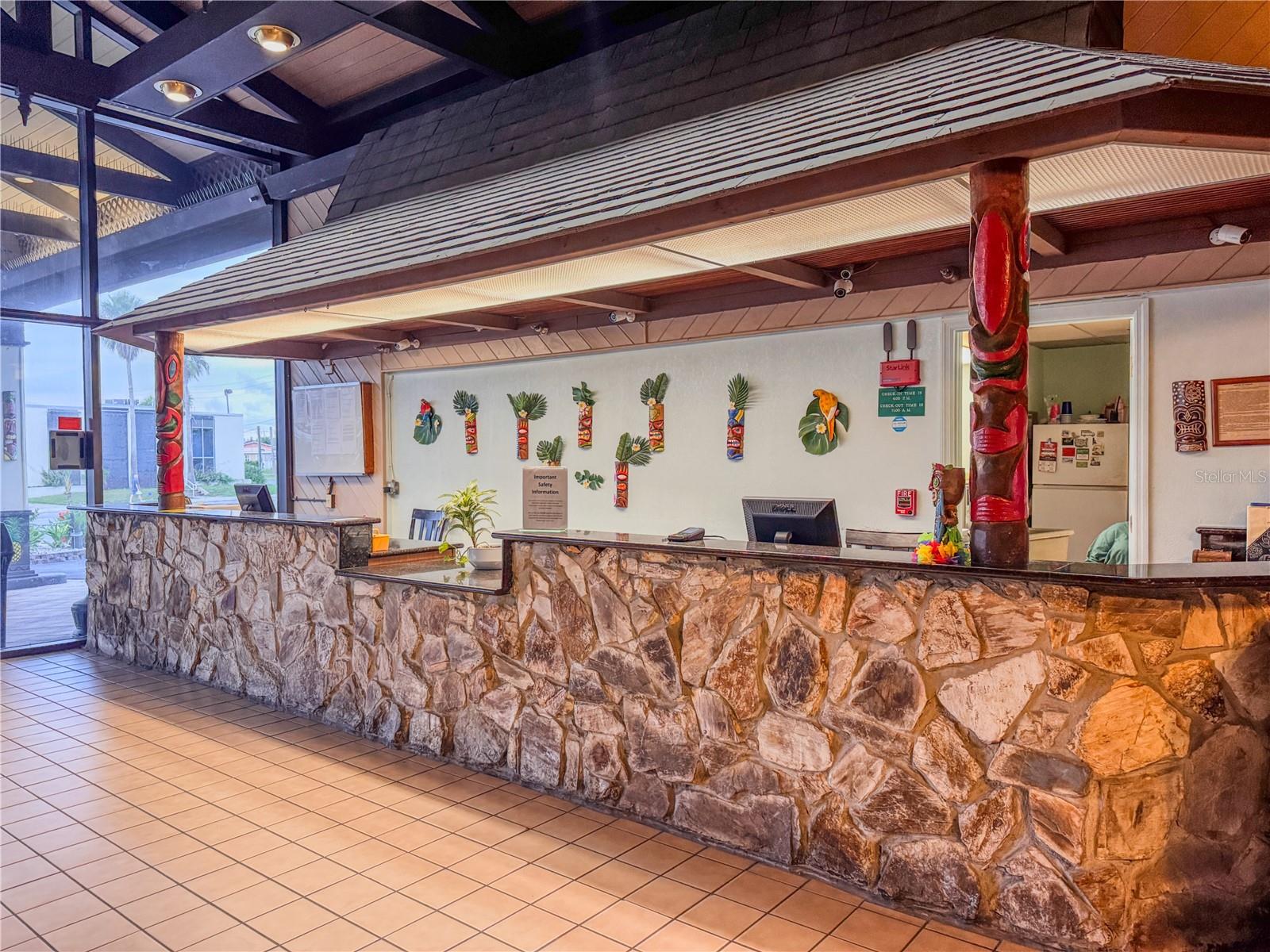 HAWAIIAN INN LC - Residential