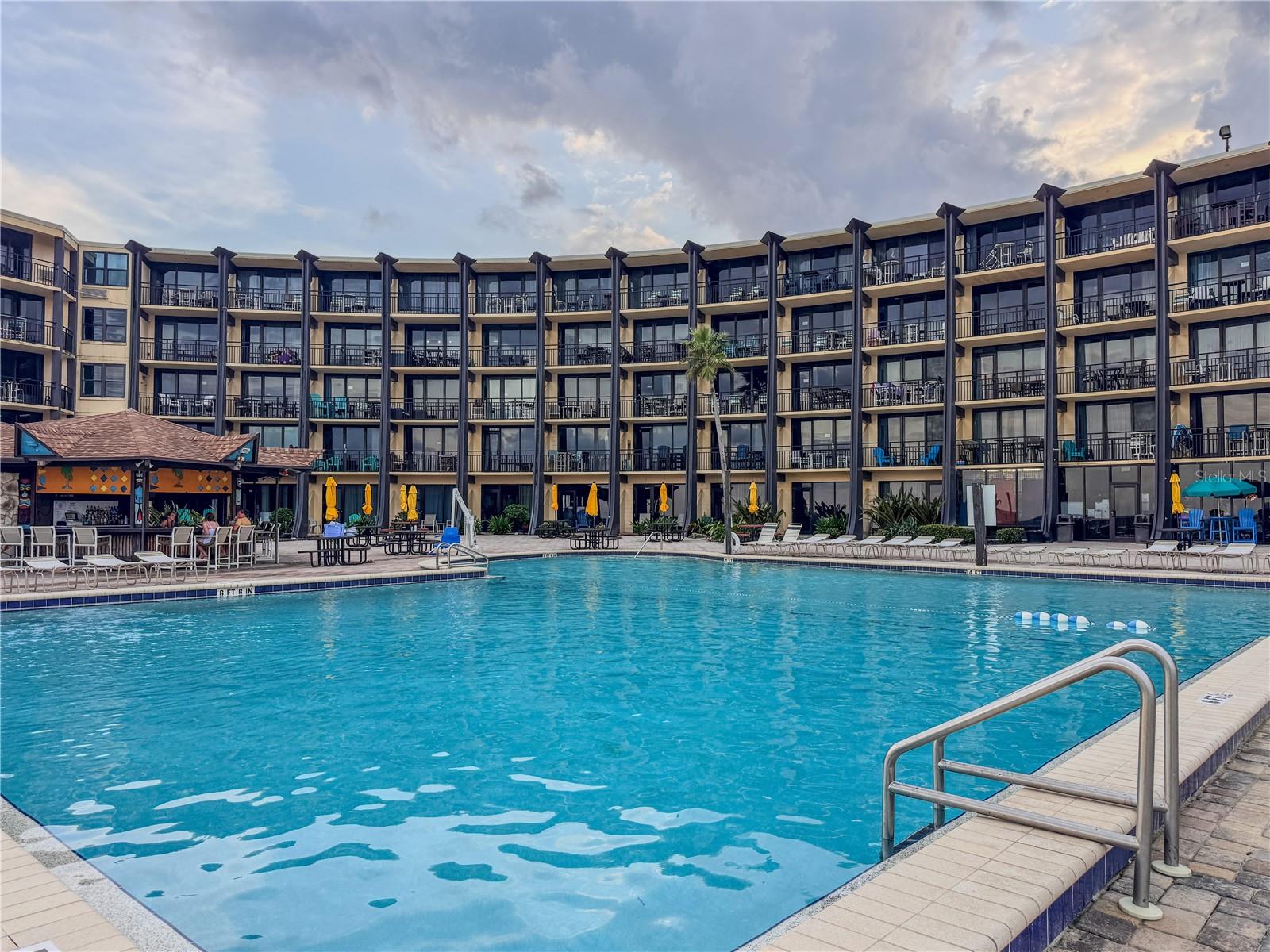 HAWAIIAN INN LC - Residential