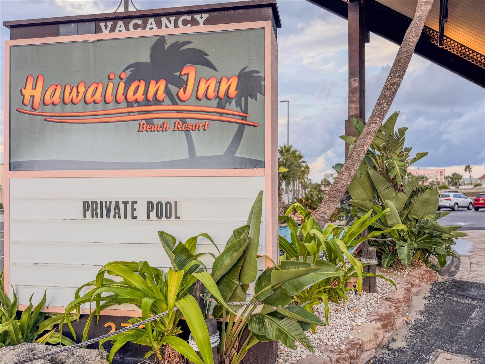 HAWAIIAN INN LC - Residential