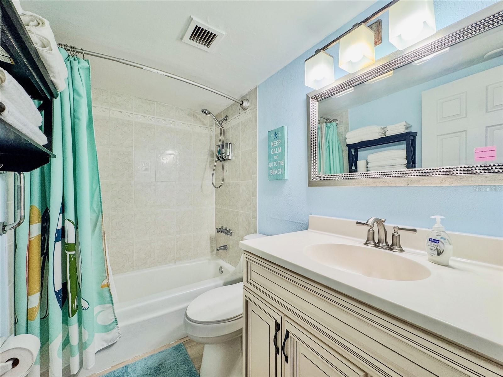 HAWAIIAN INN LC - Residential