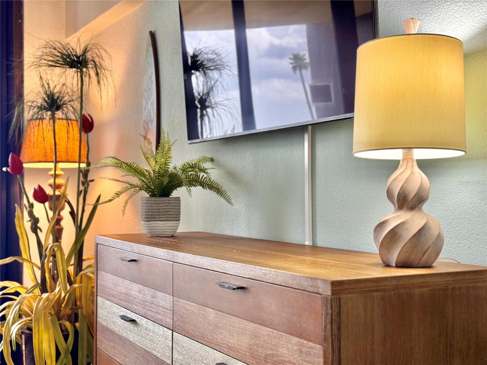 HAWAIIAN INN LC - Residential