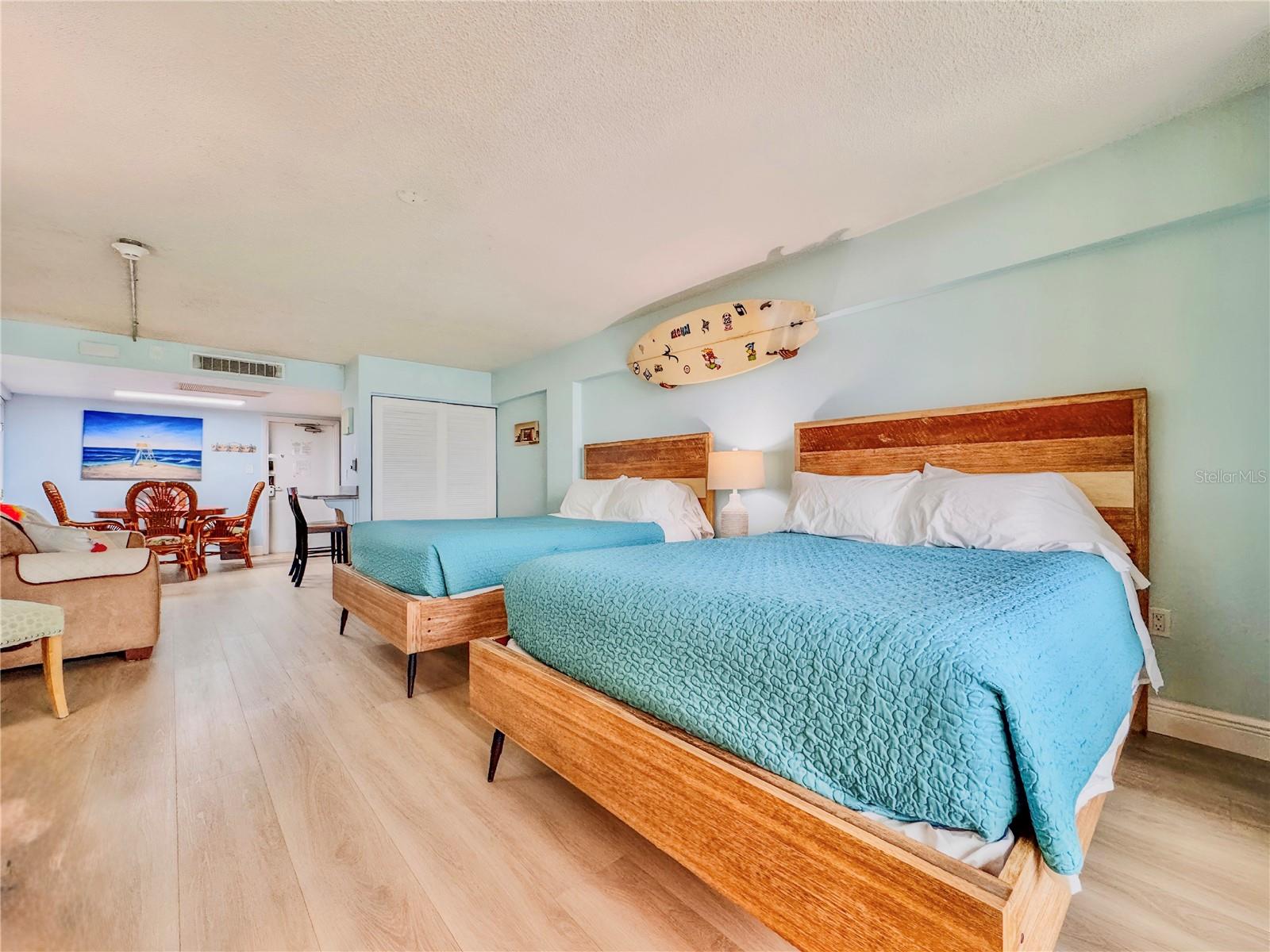 HAWAIIAN INN LC - Residential