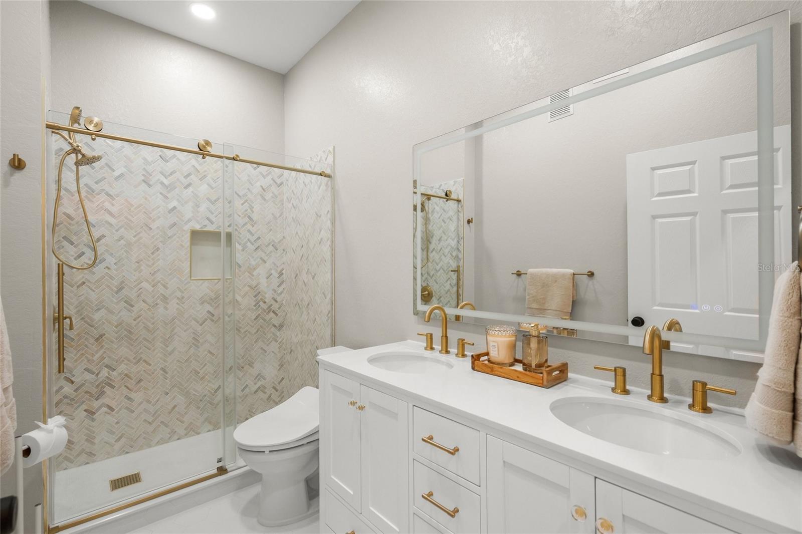 SERENADE ON PALMER RANCH - Residential