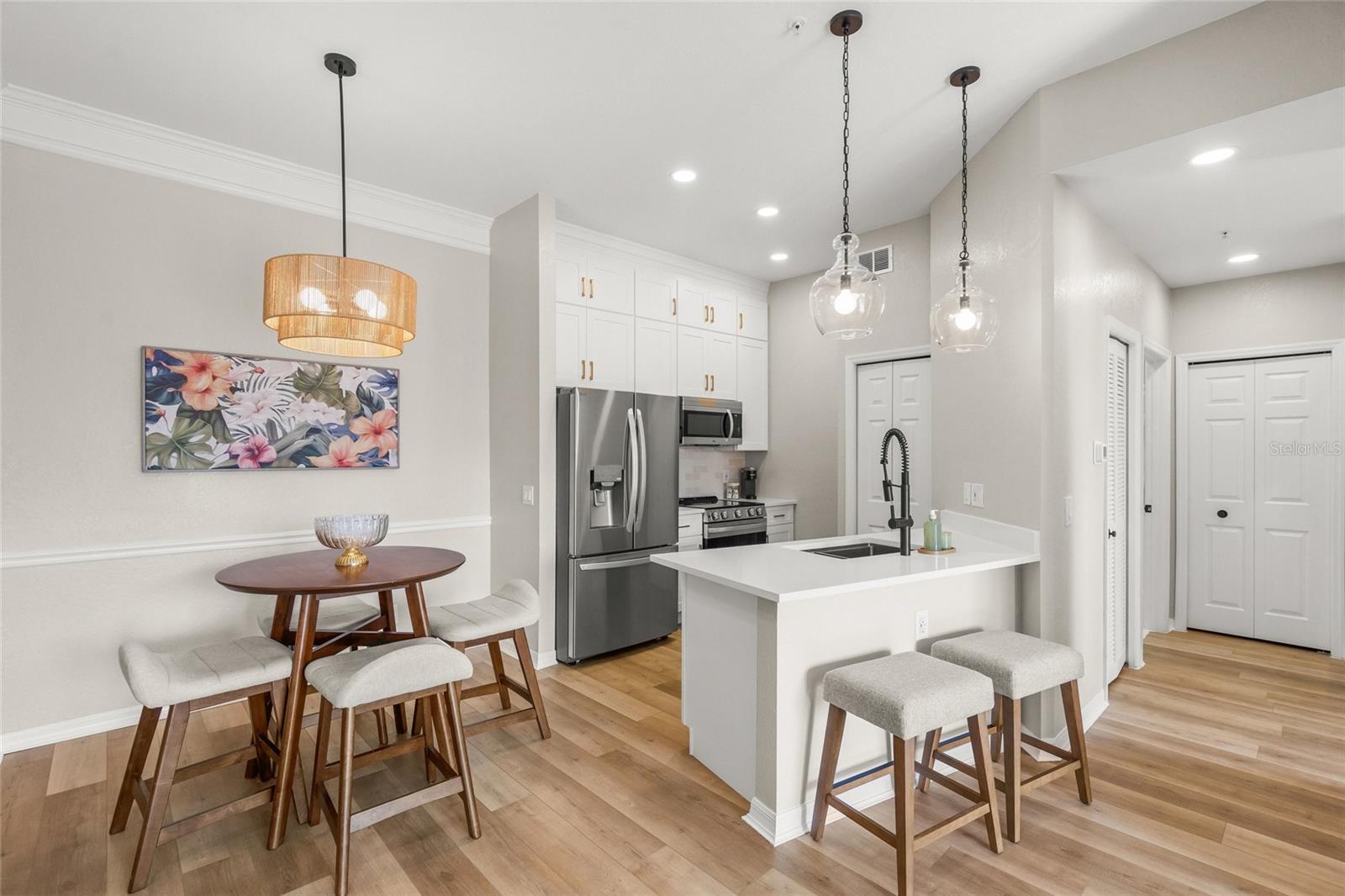 5160 NORTHRIDGE ROAD 302