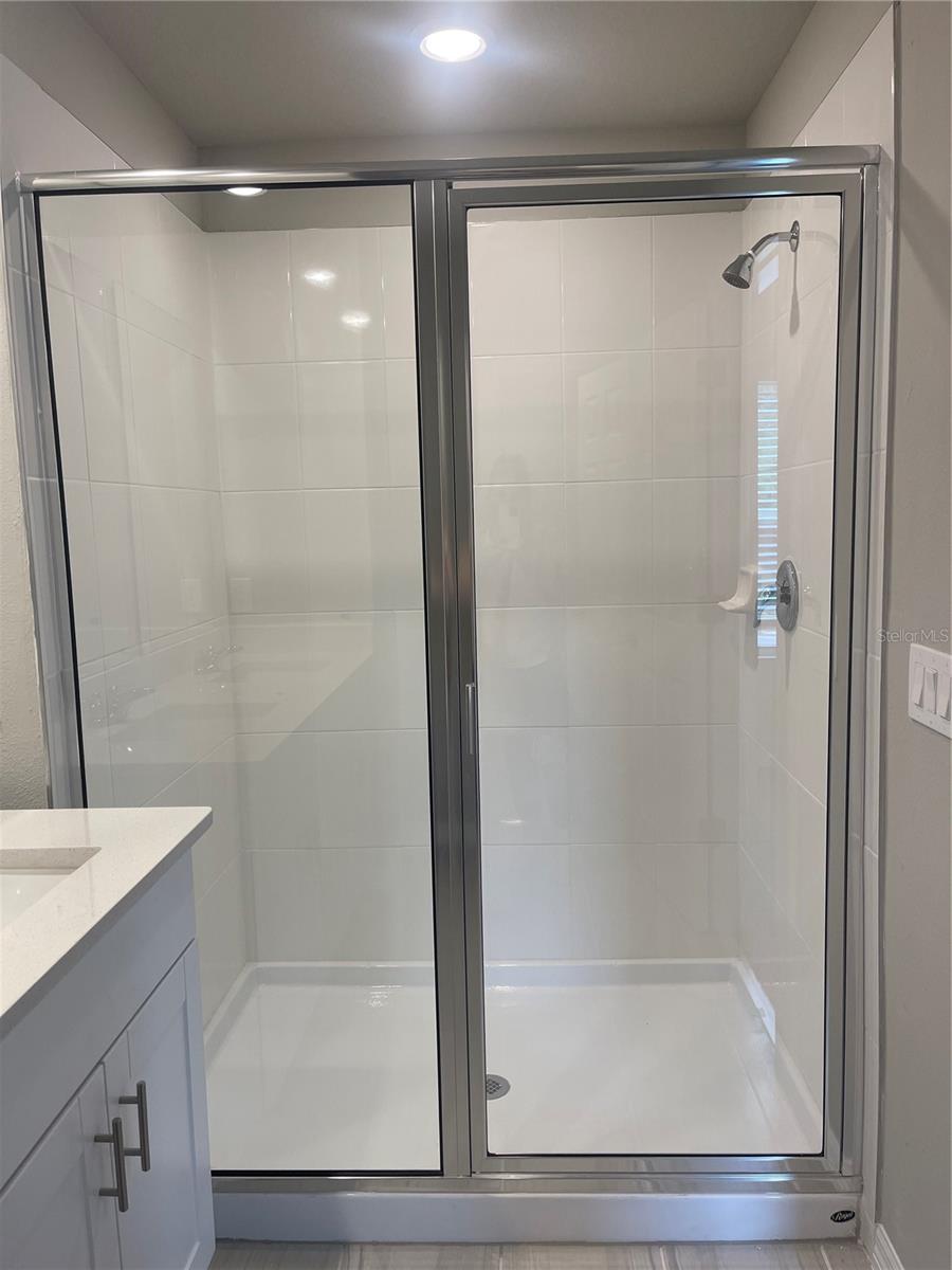 LEGACY UNION TWNHMS - Residential Lease