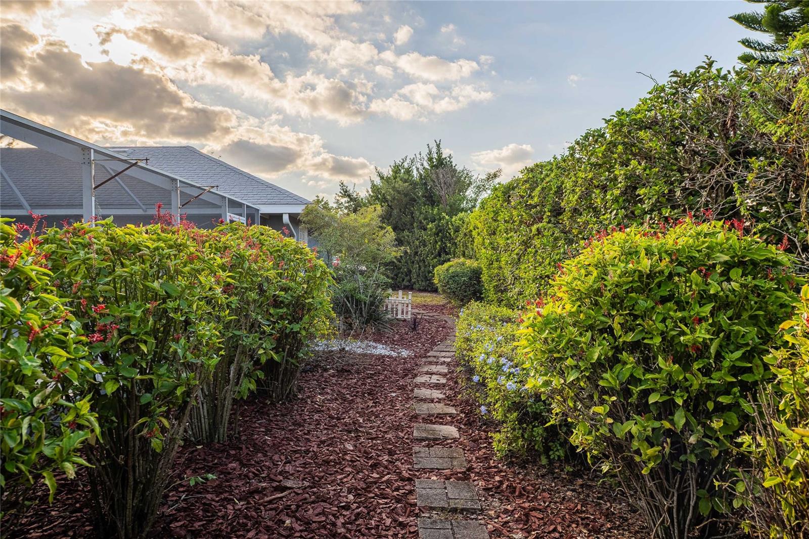 SUMMERLAND HILLS ADD - Residential