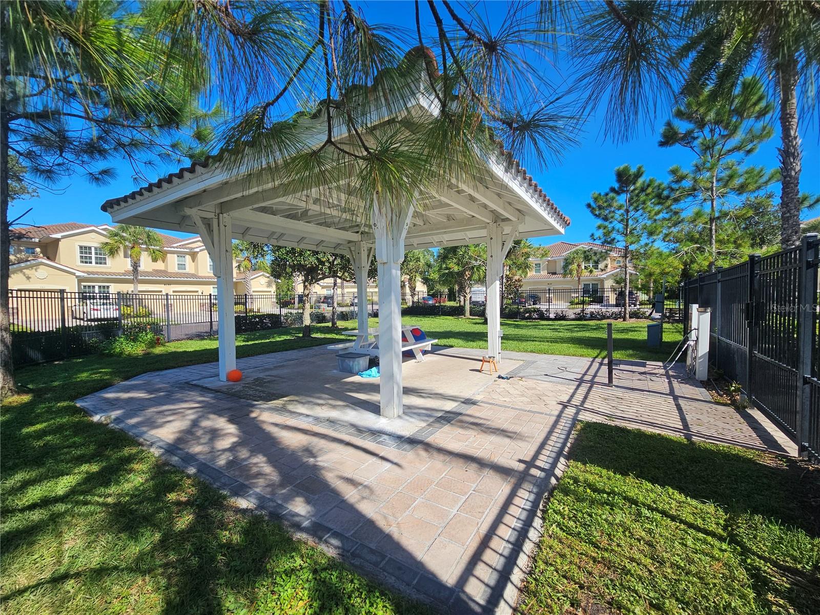 SOLEIL WEST PH II - Residential