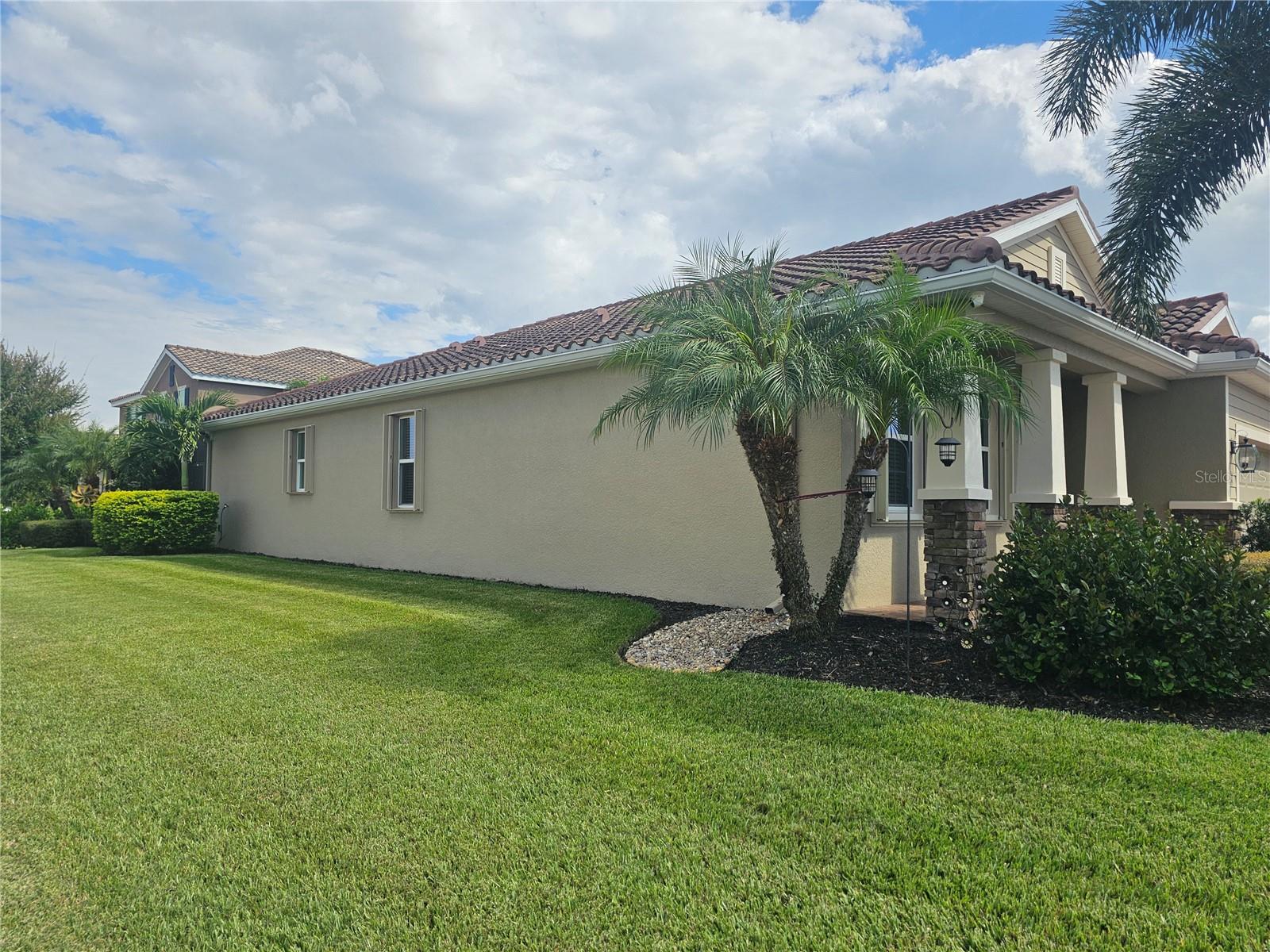 SOLEIL WEST PH II - Residential