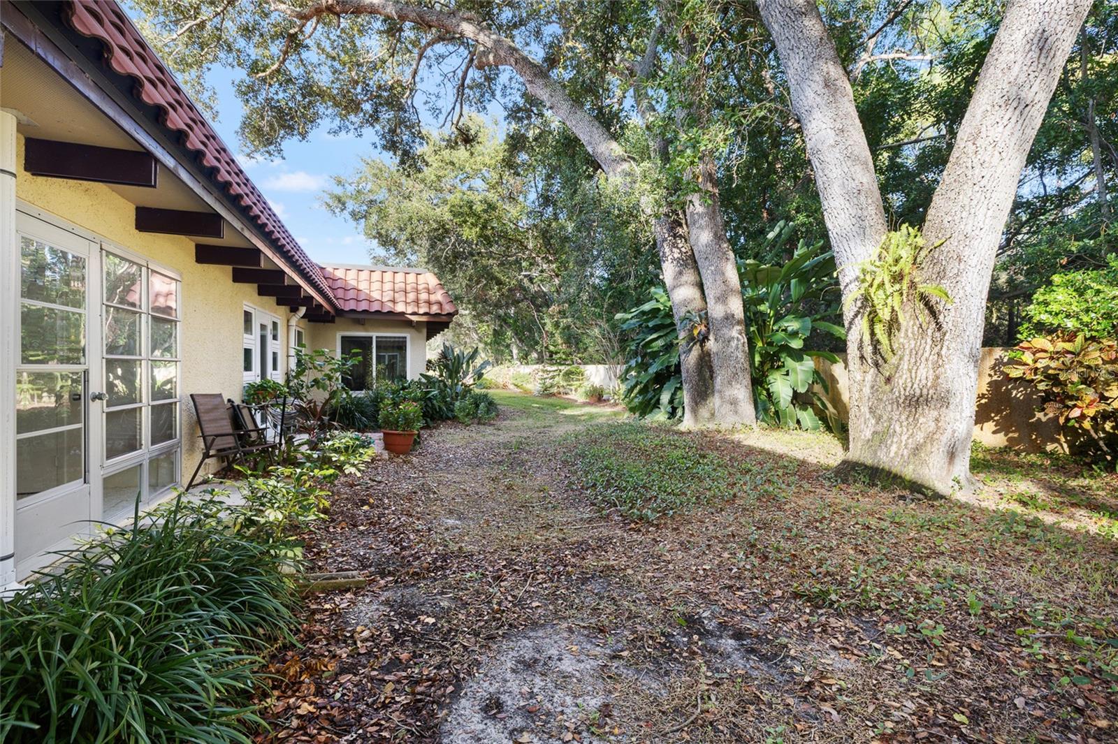 PINEHURST VILLAGE - Residential