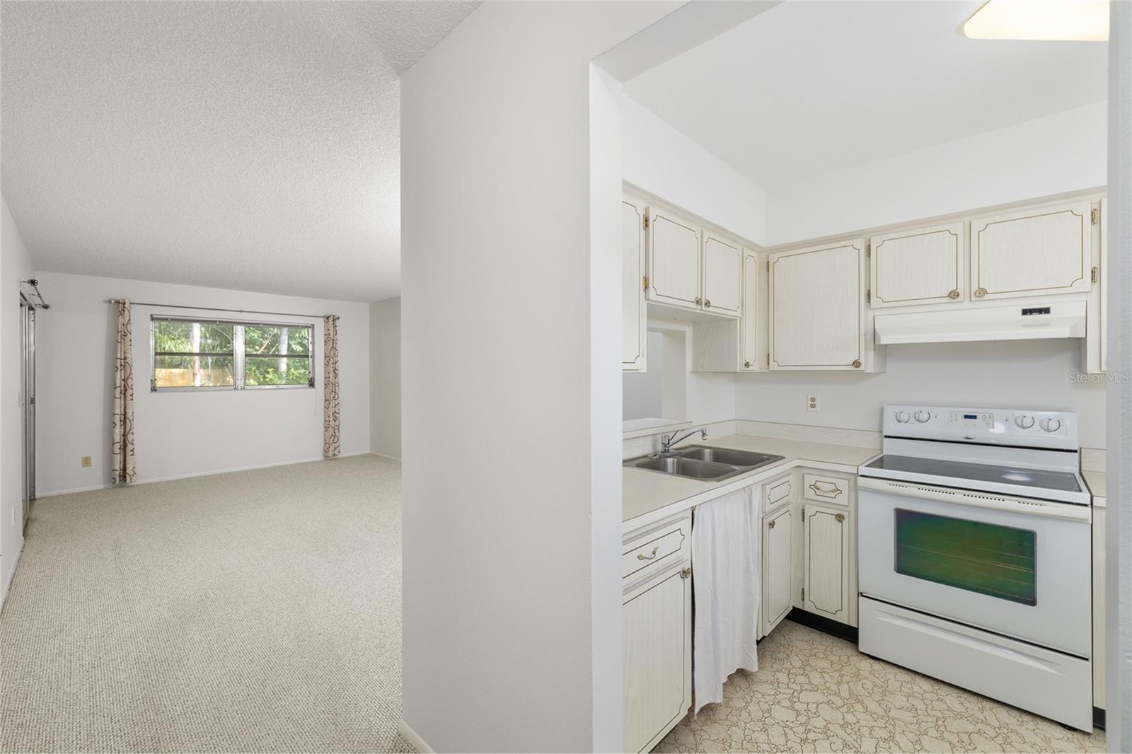 PINEHURST VILLAGE - Residential