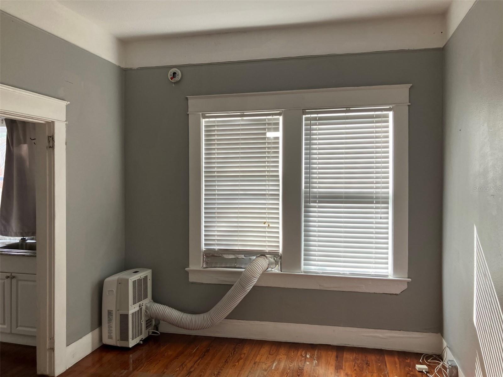 PALMA CEIA PARK - Commercial Lease