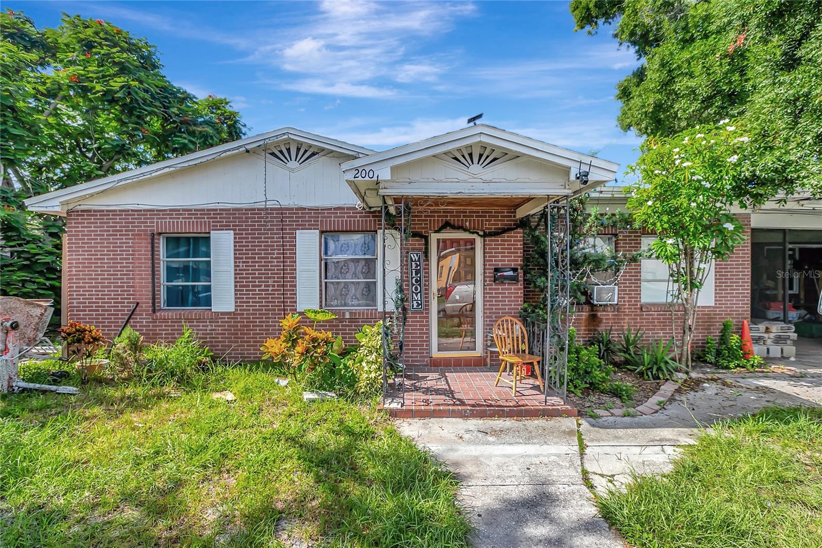 Welcome to this charming 3-bedroom, 2-bath block home located at 2007 E Linsey St, Tampa, FL. Situated on a rare double lot, this property offers ample space for future development or expansion, making it an excellent investment opportunity. Just minutes from Downtown Tampa and Historic Ybor, you'll enjoy easy access to dining, entertainment, and local hotspots in the highly desirable "East Channelside" neighborhood. With spacious living areas, a well-maintained interior, and a prime location, this home combines modern convenience with future potential. NEEDS UPDATED KITCHEN and some Paint! Don’t miss your chance to own a piece of Tampa’s thriving real estate market!