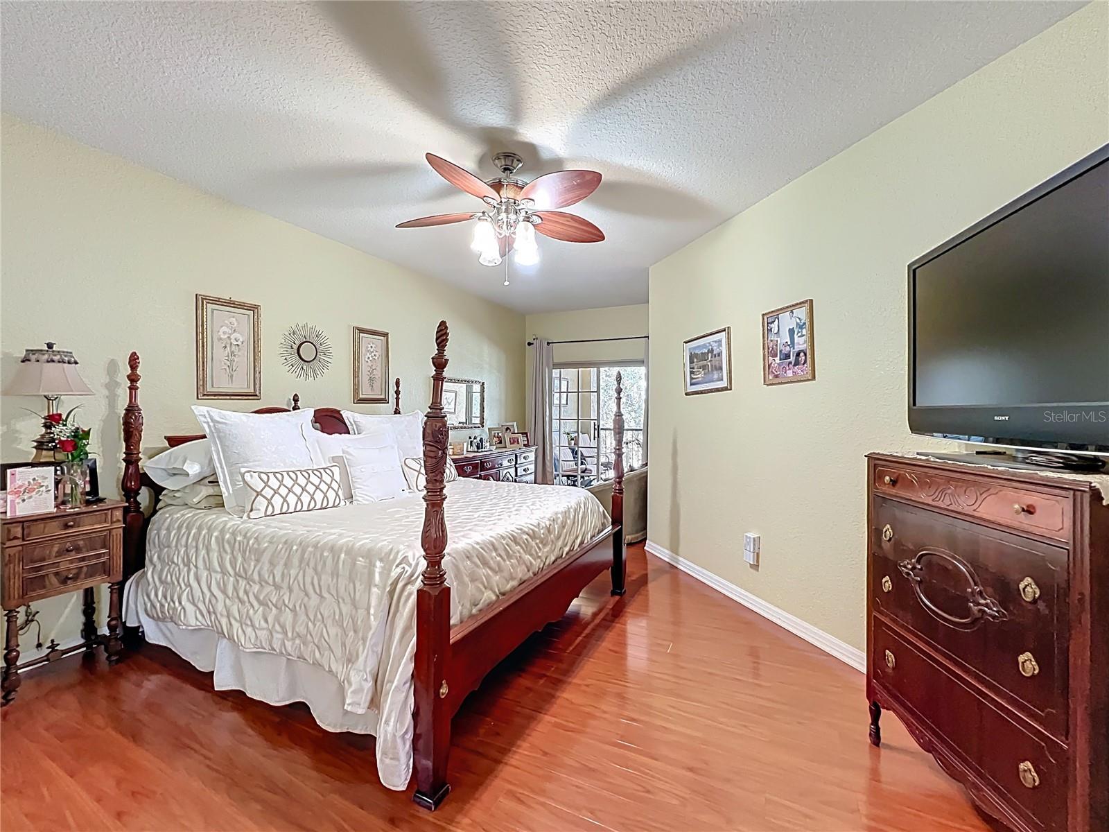 NOTTING HILL A CONDO - Residential