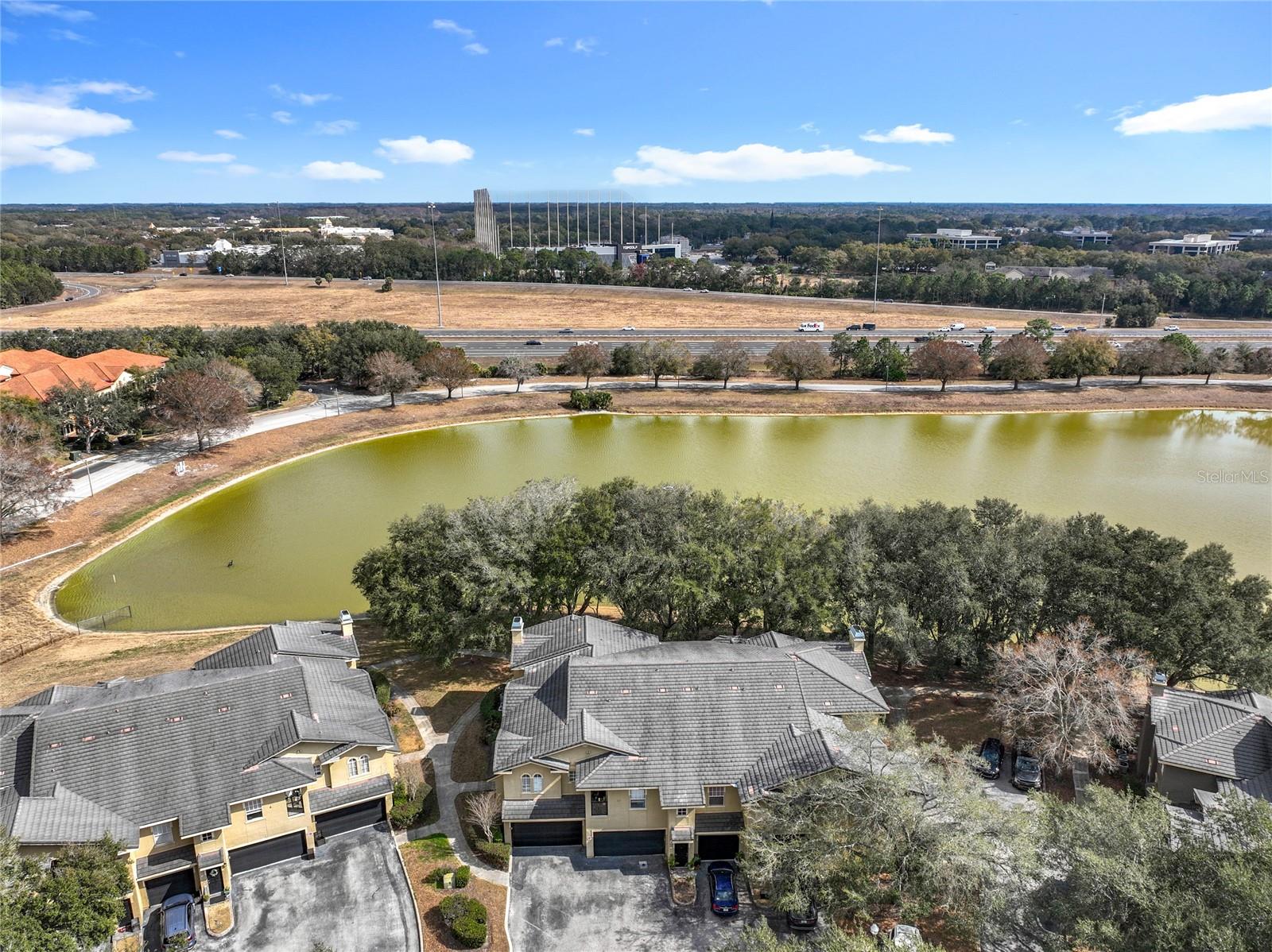 NOTTING HILL A CONDO - Residential