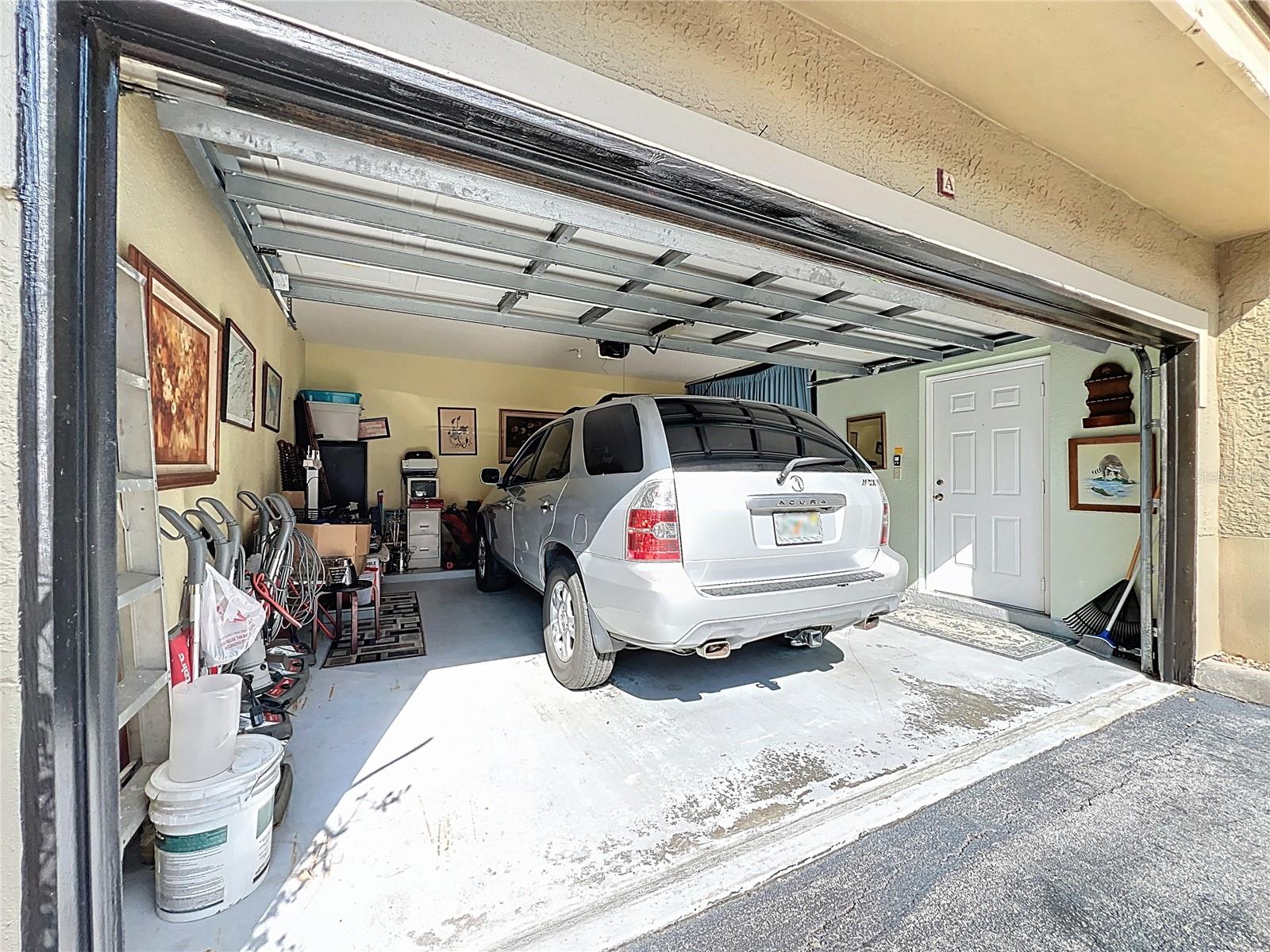 NOTTING HILL A CONDO - Residential