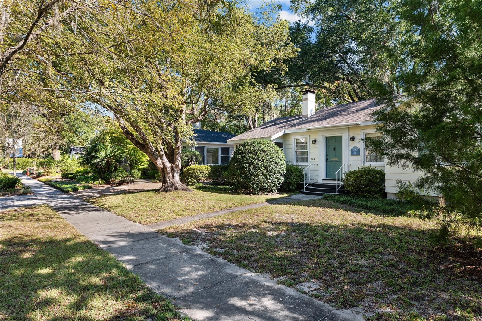 ELLIOT & LENGLE ADDN-HIGHLAND HEIGHTS - Residential