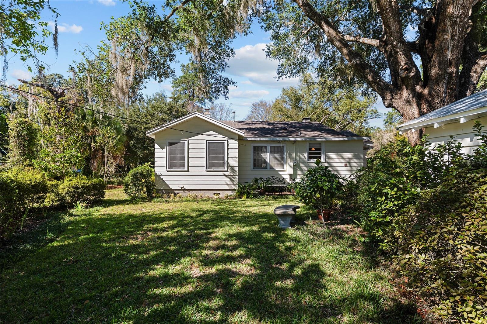 ELLIOT & LENGLE ADDN-HIGHLAND HEIGHTS - Residential