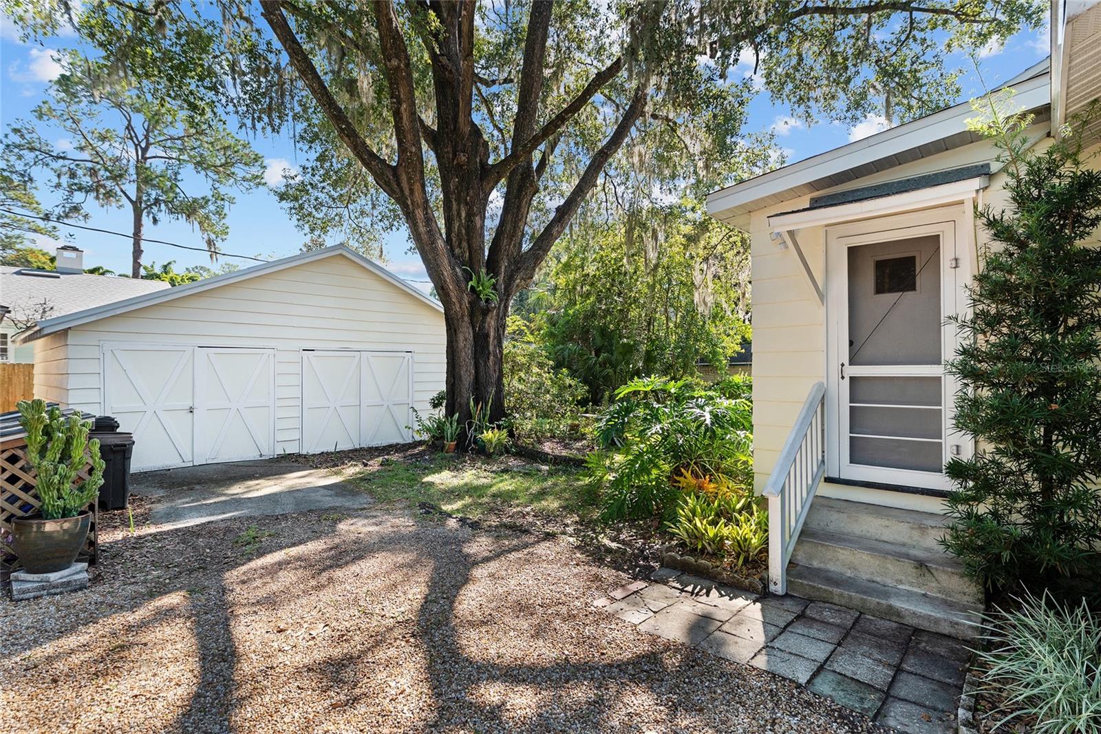 ELLIOT & LENGLE ADDN-HIGHLAND HEIGHTS - Residential