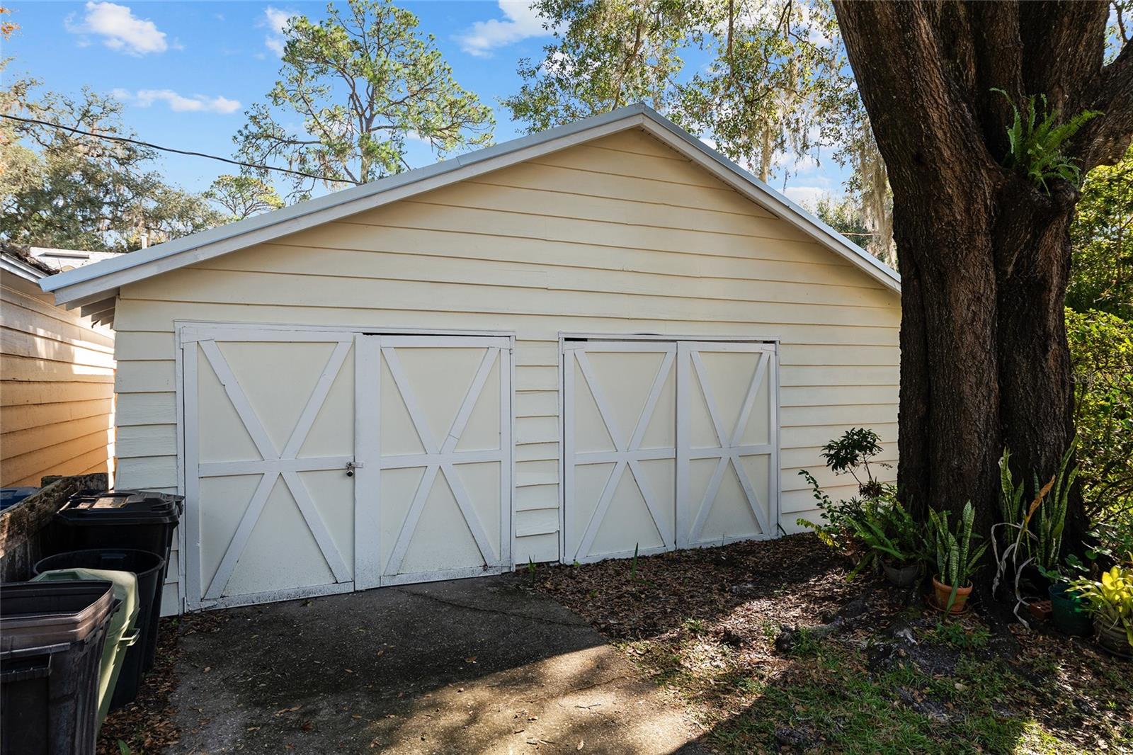 ELLIOT & LENGLE ADDN-HIGHLAND HEIGHTS - Residential