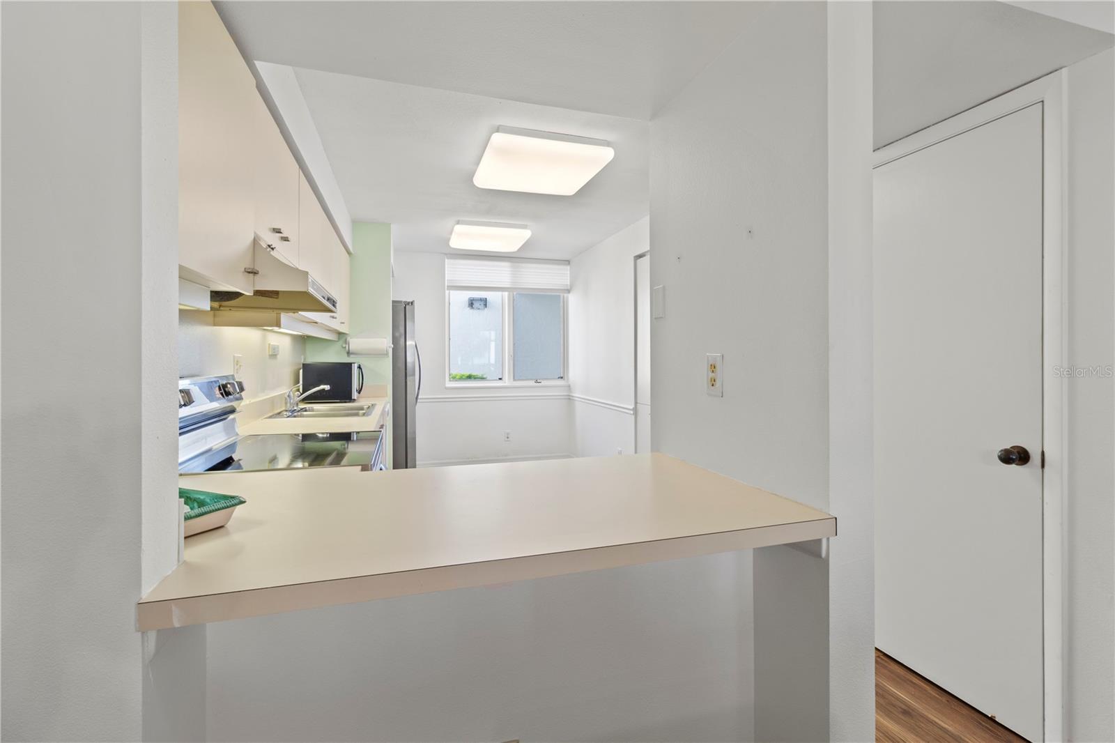 BAYPORT BCH & TEN PH D - Residential