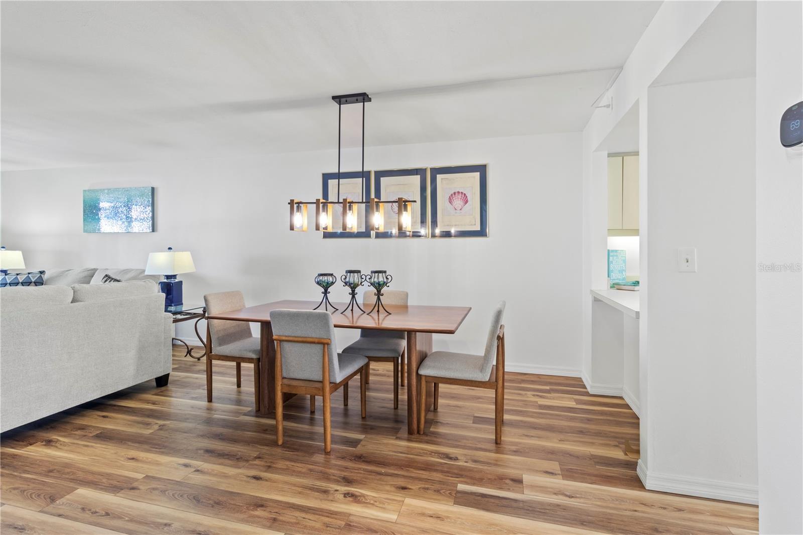 BAYPORT BCH & TEN PH D - Residential