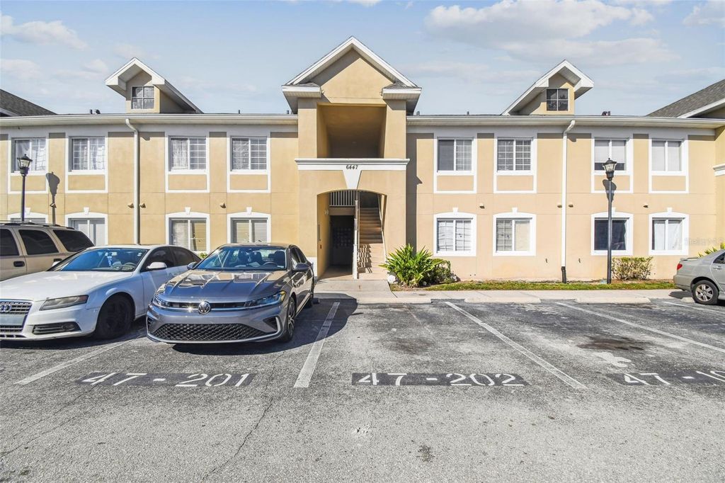Photo of 6447 Cypressdale Drive #201, Riverview, FL 33578 (MLS # G5103378)