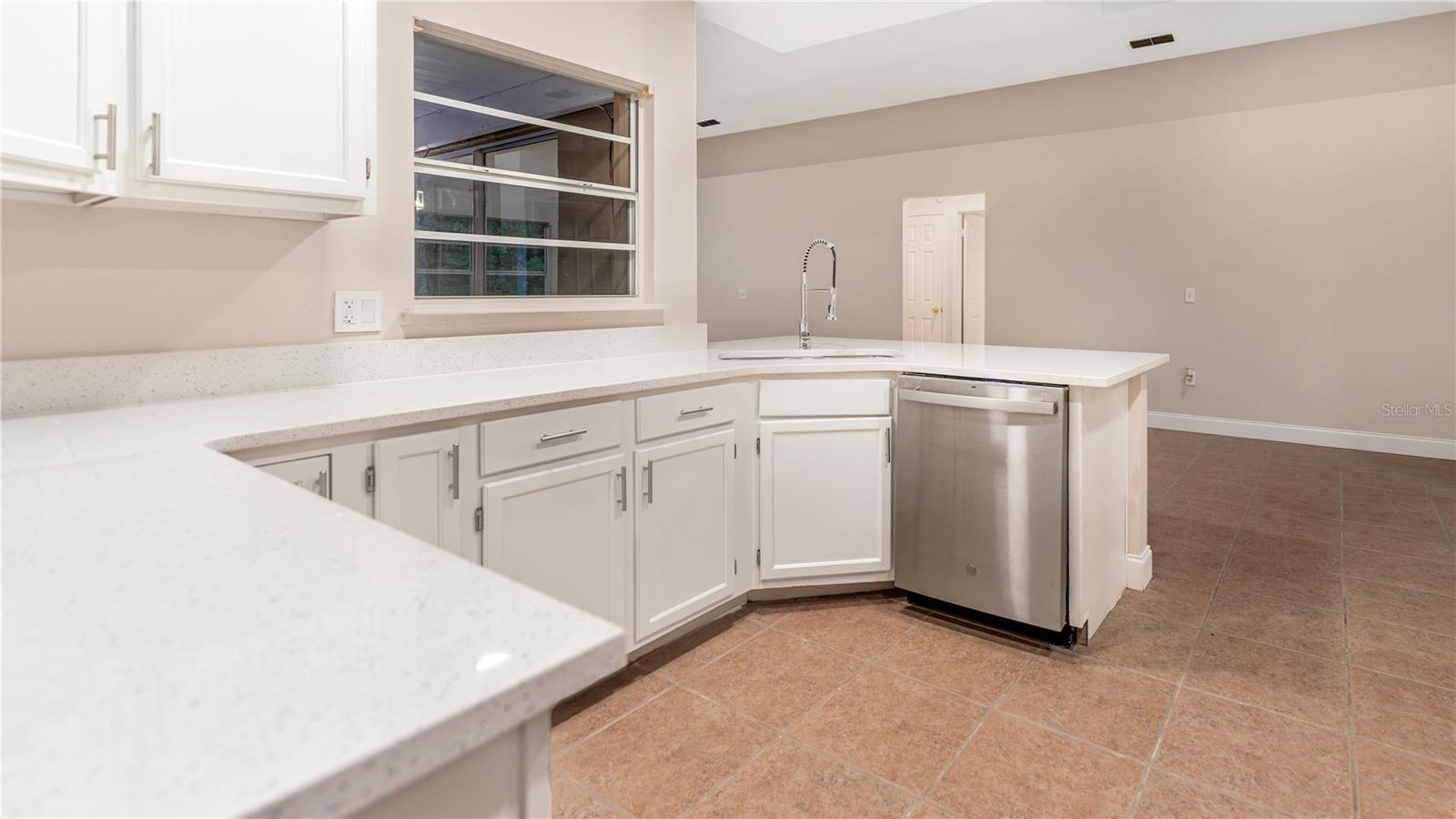 DELTONA LAKES UNIT 04 - Residential