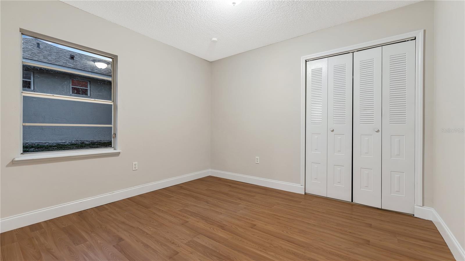 DELTONA LAKES UNIT 04 - Residential